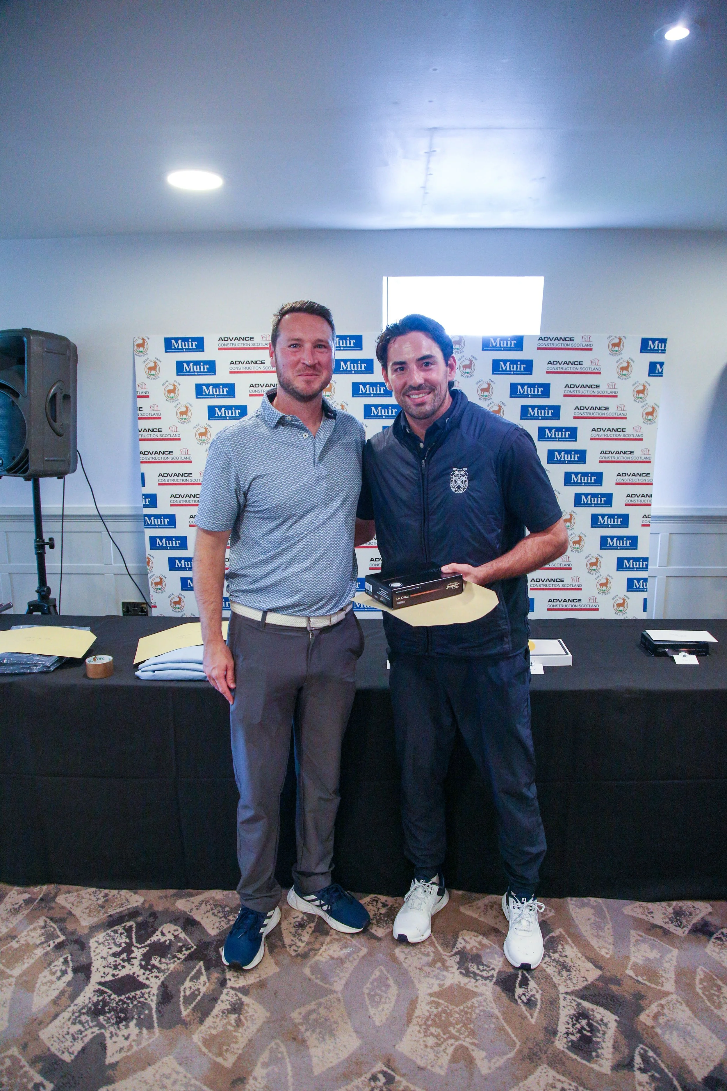 260804 AM Prizewinners0001.jpg