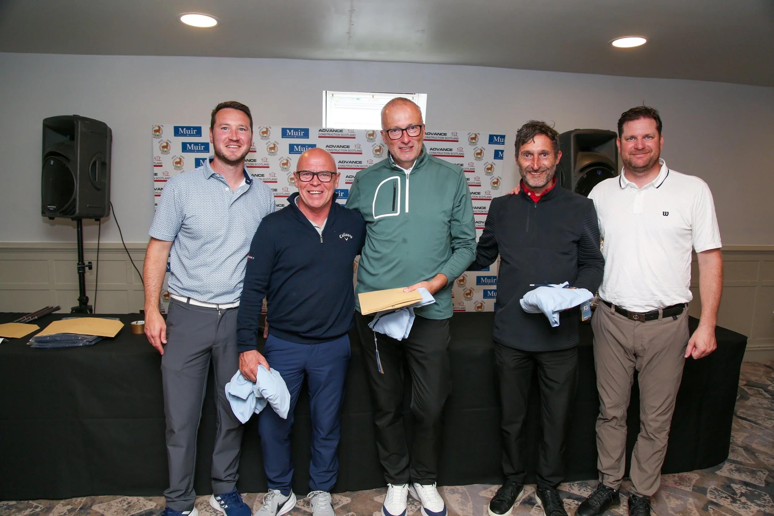 260804 AM Prizewinners0004.jpg