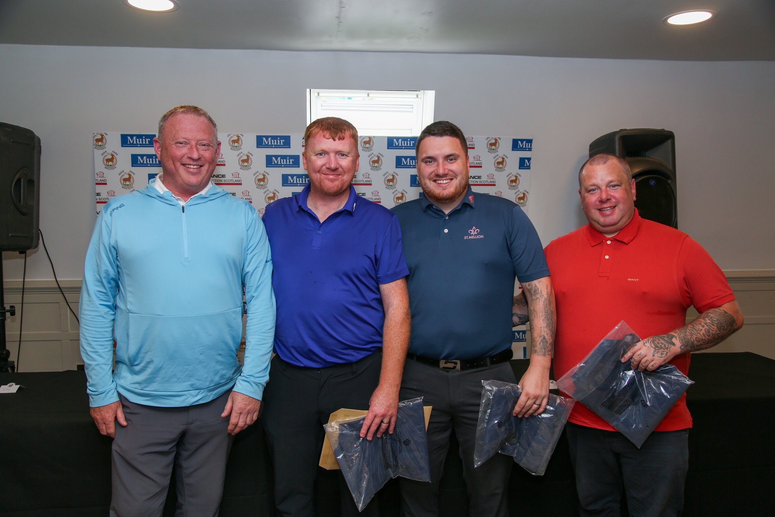 260804 AM Prizewinners0007.jpg