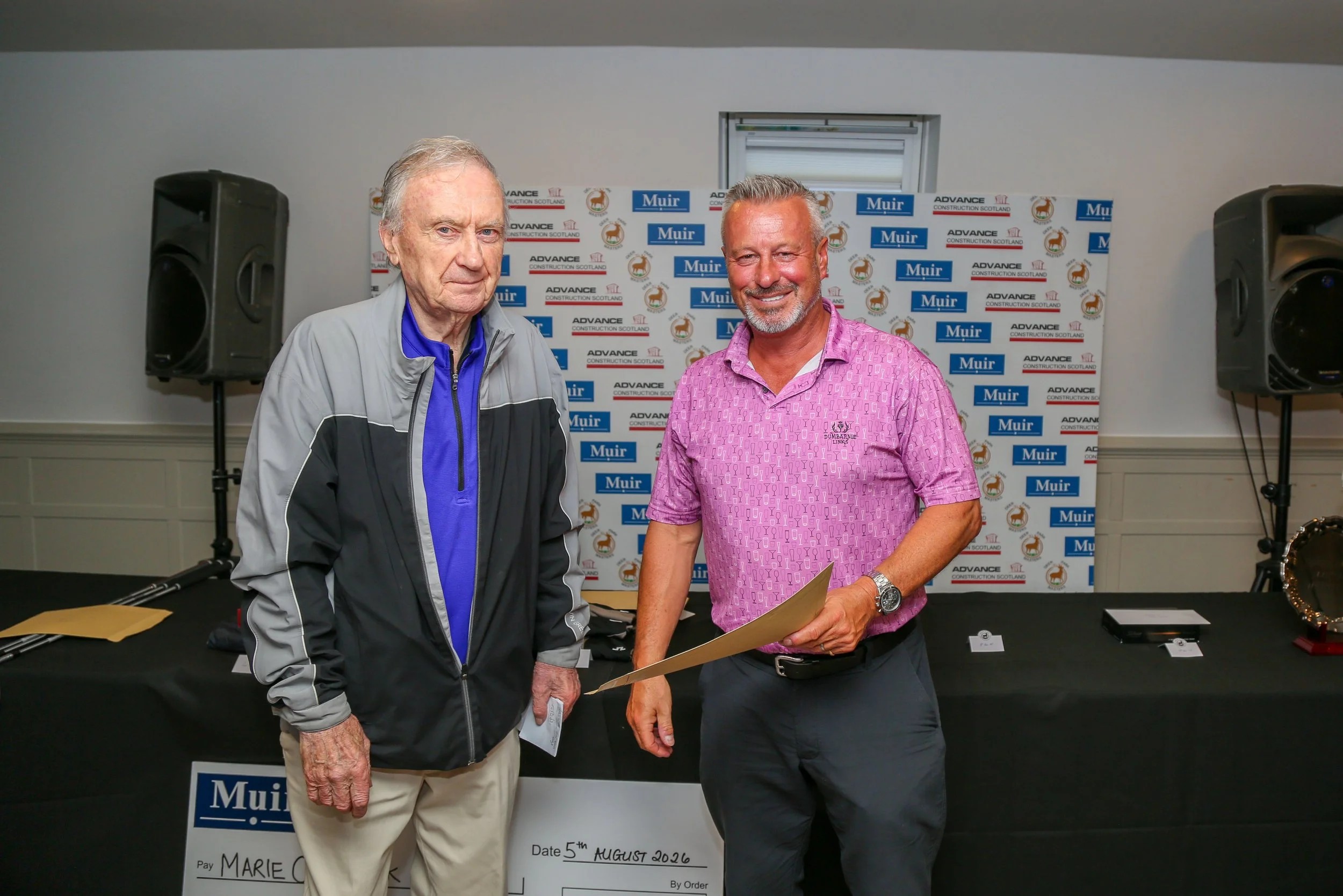 260805 PM Prizewinners 0002.jpg