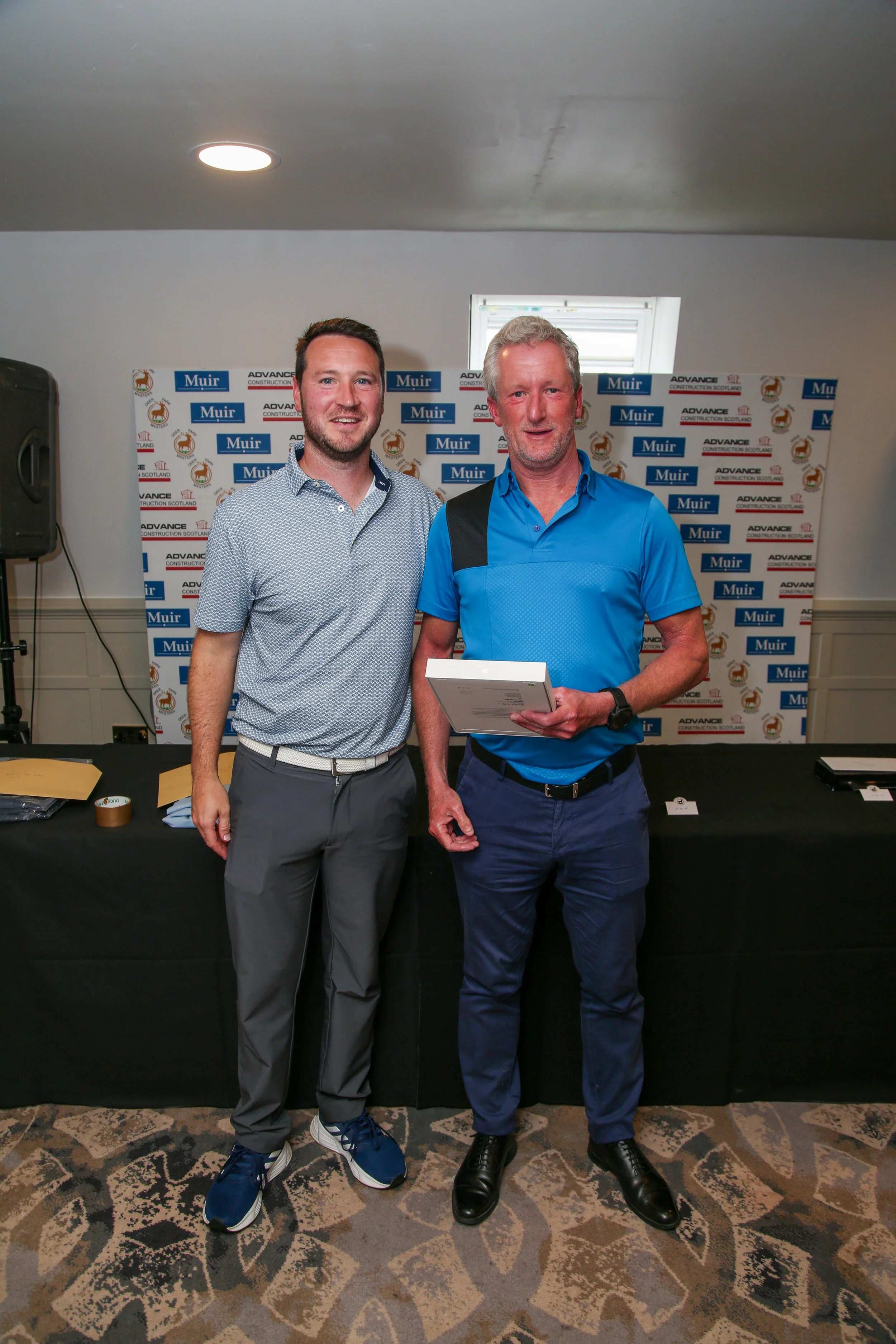 260804 AM Prizewinners0002.jpg