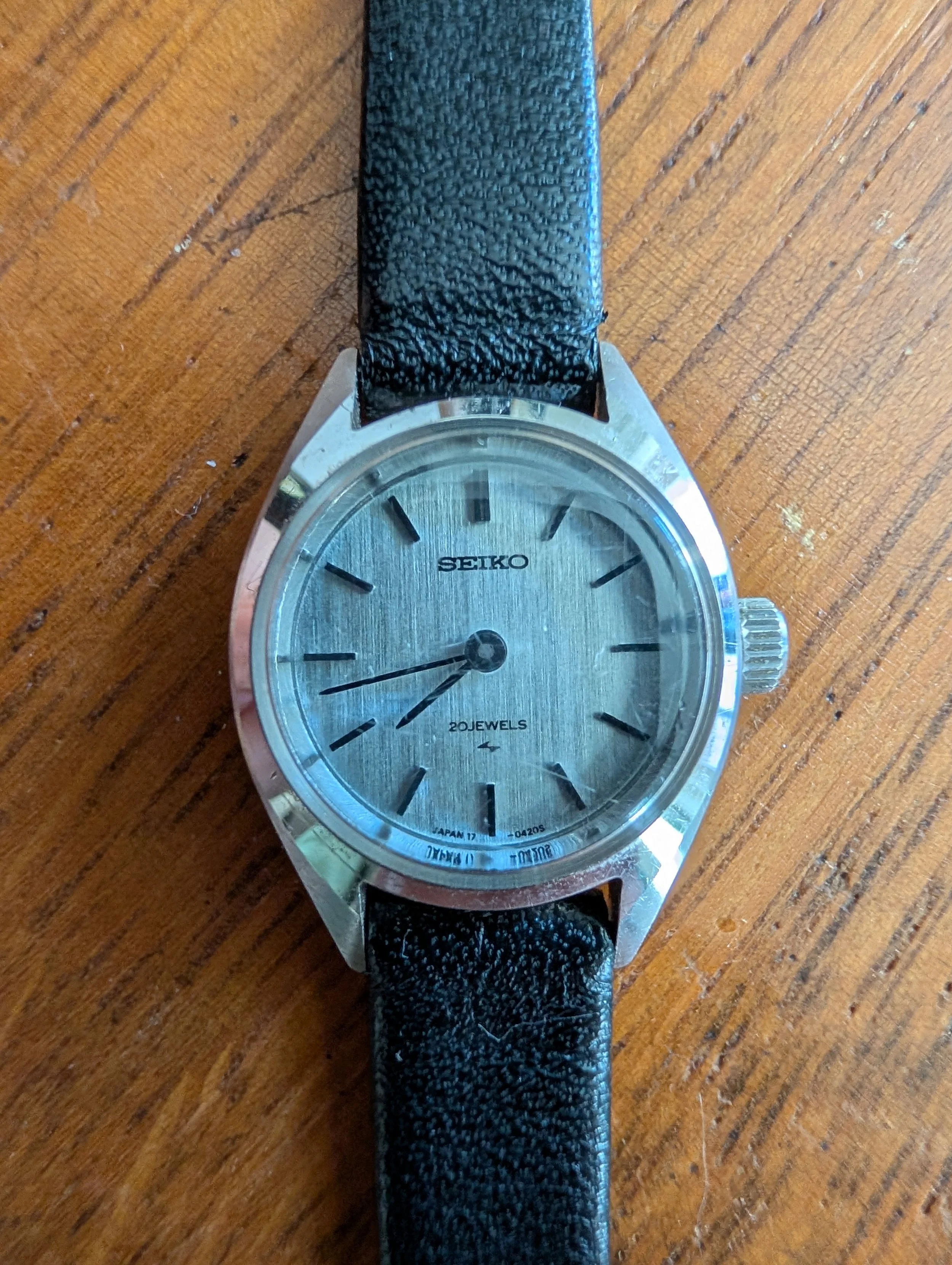 Vintage Seiko Ladies Dress Watch | 20 Jewels | Ref. 17-0420S