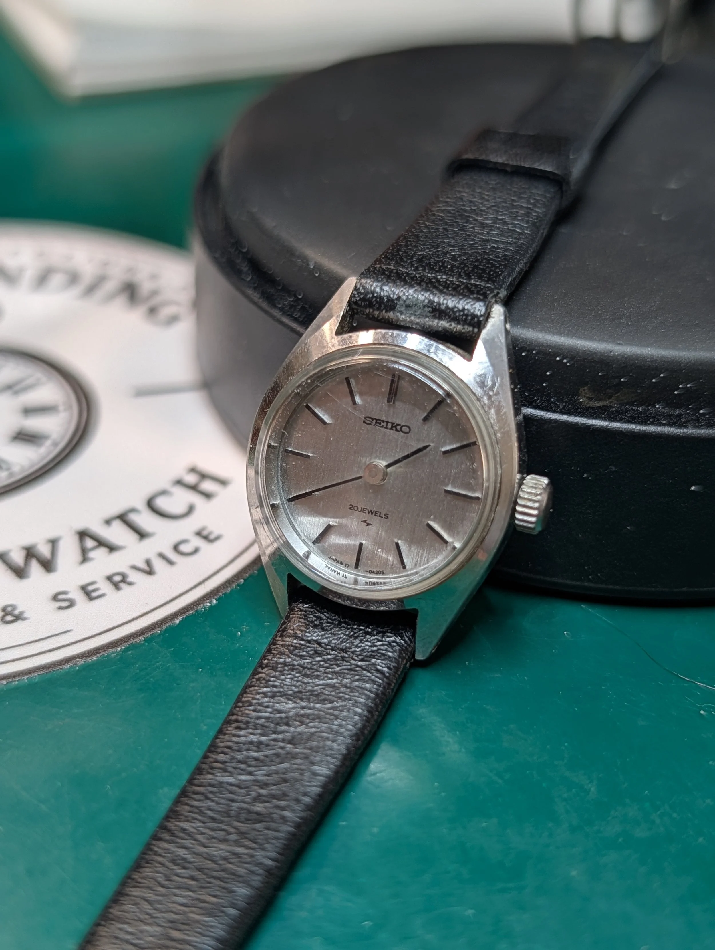1971 Seiko 20 Jewel Manual Wind – Solid 14K White Gold – Cal. 17A
