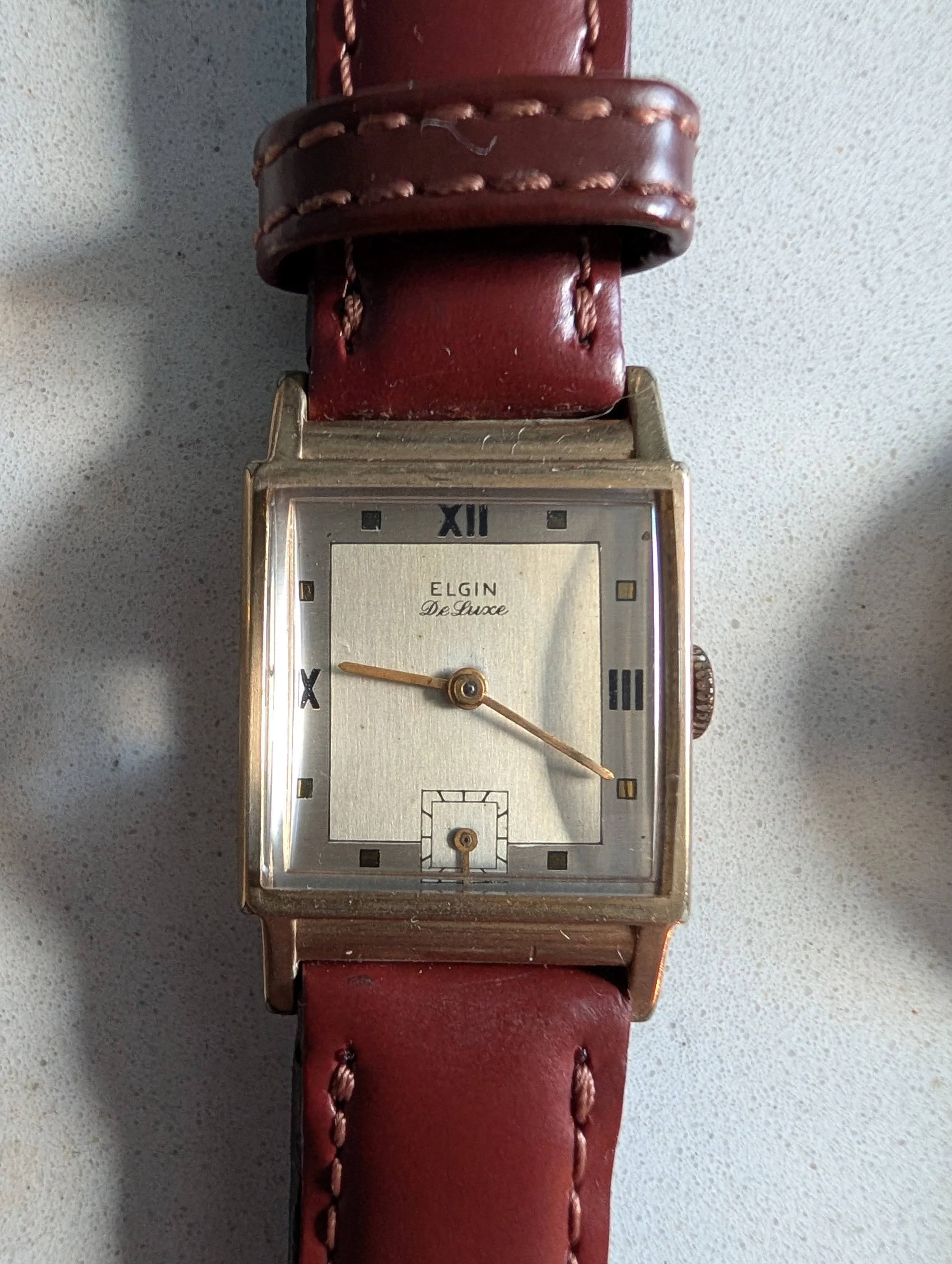 Vintage Elgin De Luxe 10K Gold Filled Tank Watch Running Small Seconds