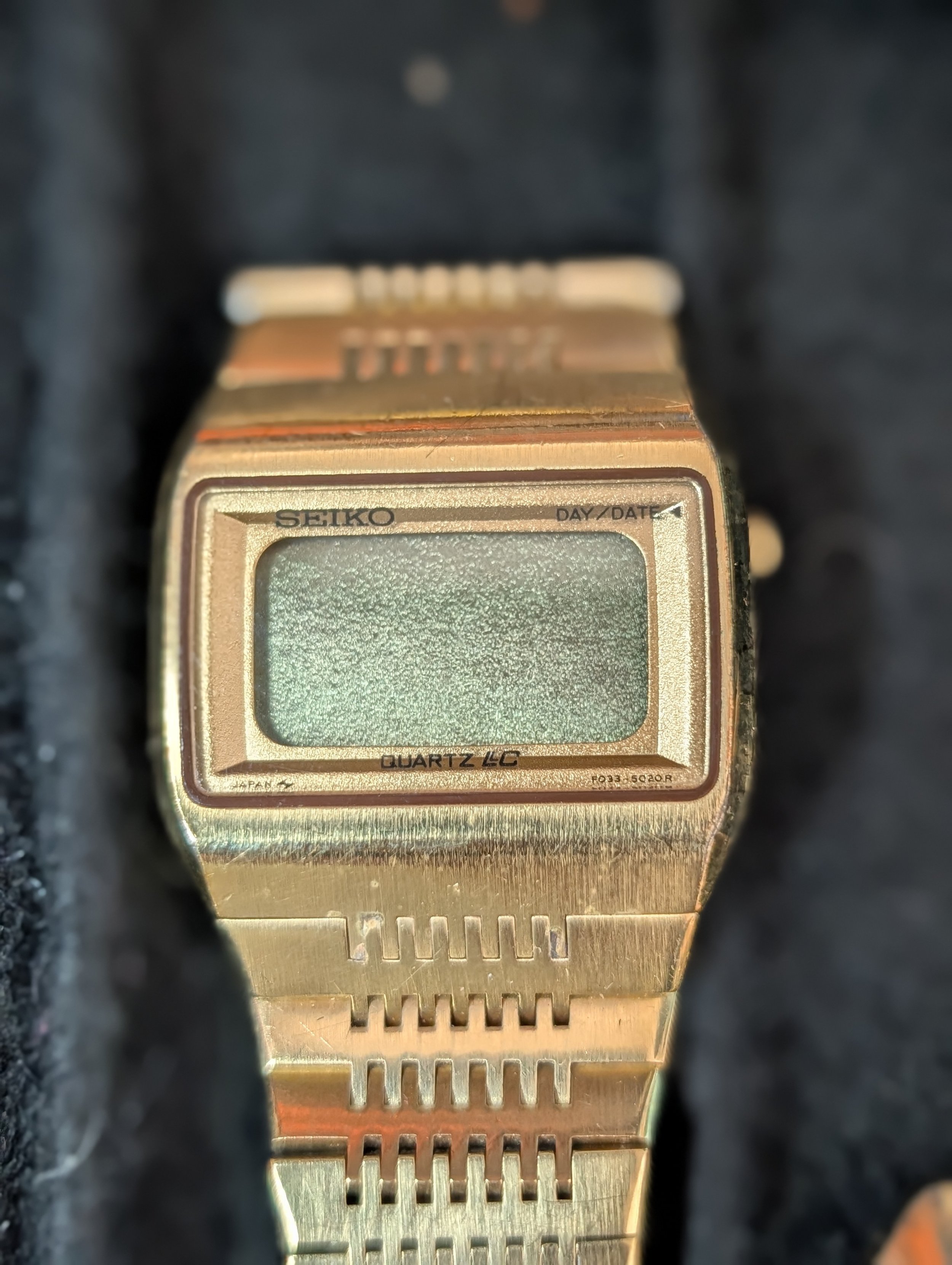 Seiko Quartz LC Day Date Digital Watch