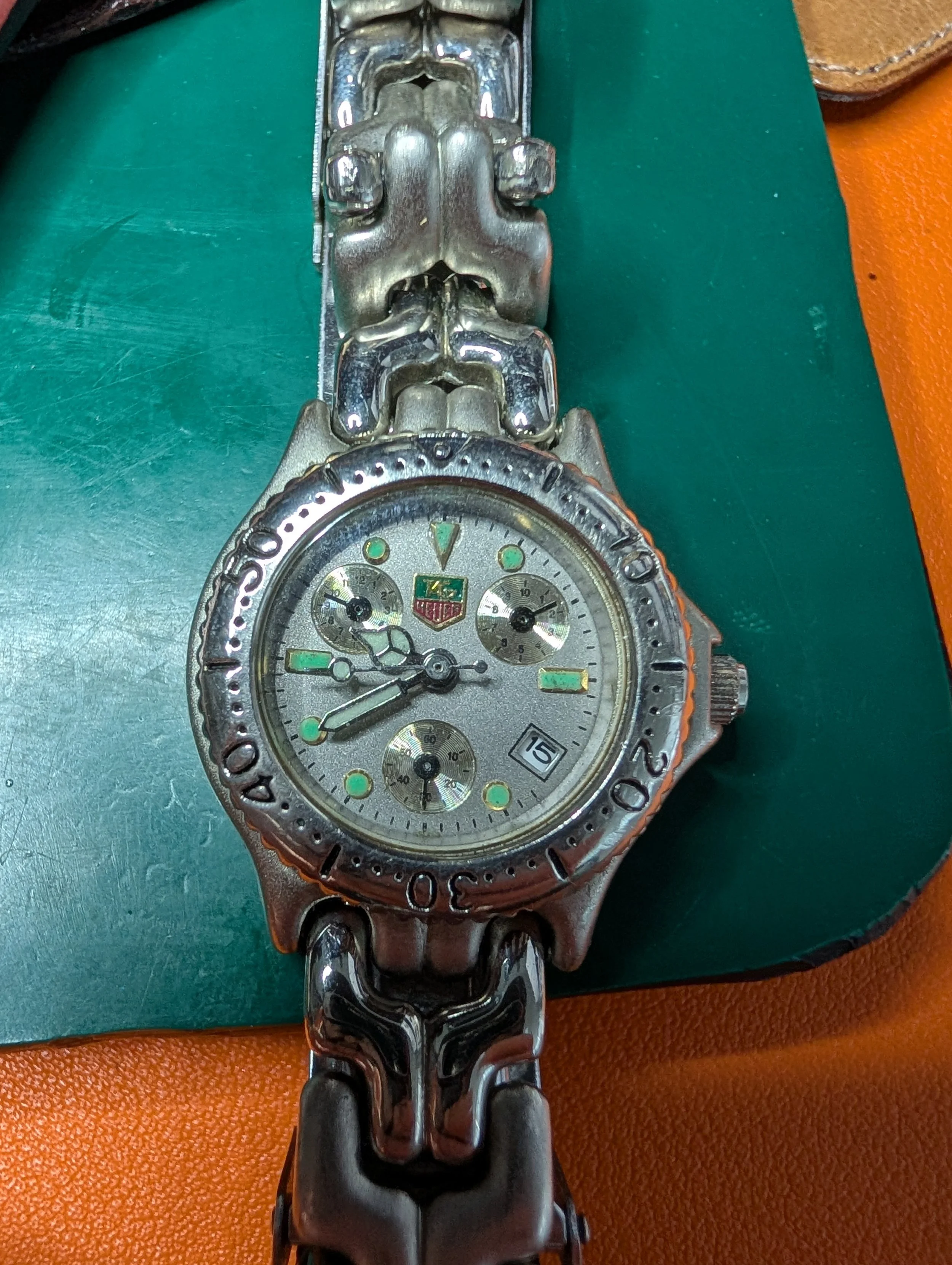 Vintage TAG Heuer Style Ladies Quartz Watch | Date Display | Sport Bracelet | 28mm