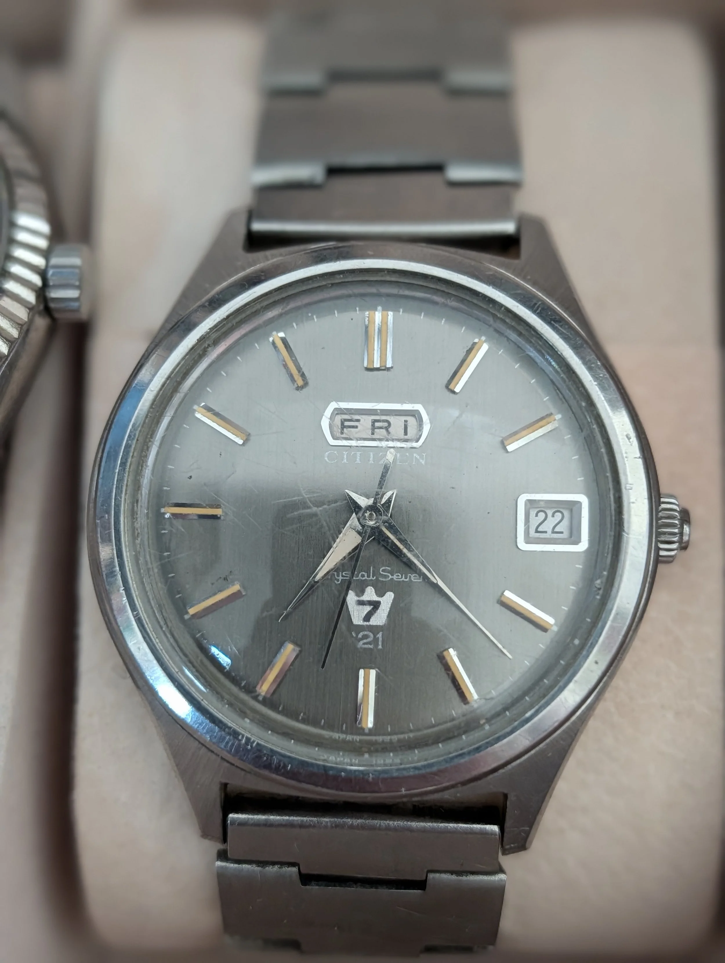 Citizen Crystal Seven 21 Jewel Day Date Automatic
