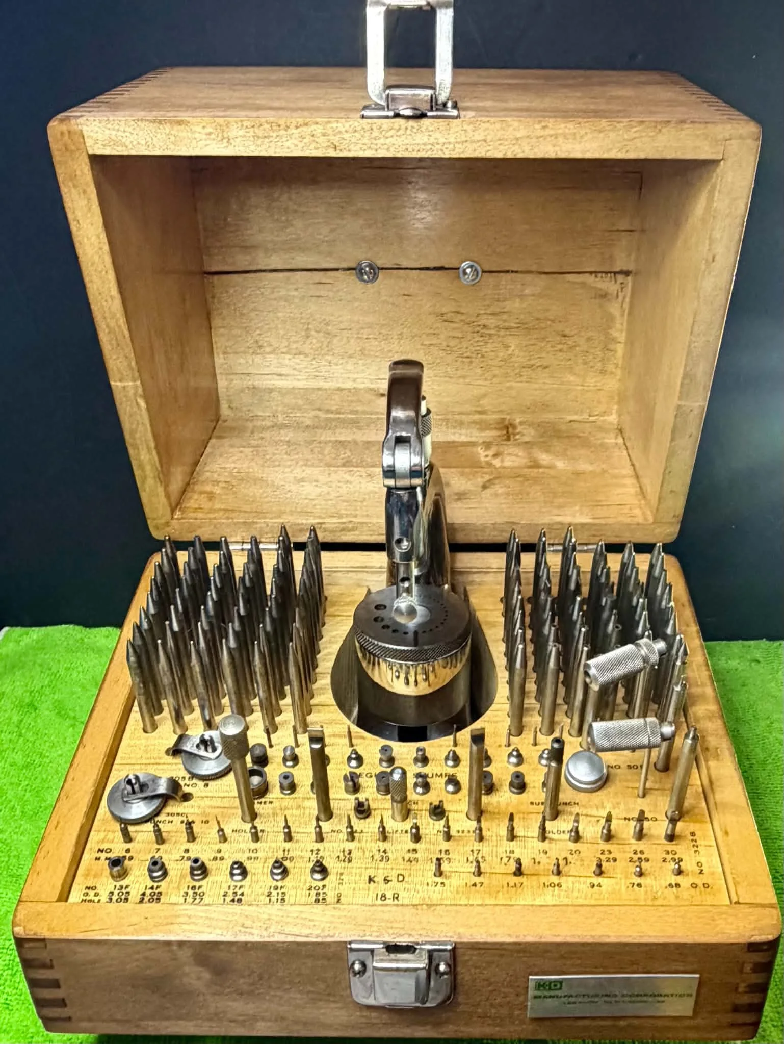 Kendrick & Davis New Style Inverto 18R Watchmakers Staking Set. K&D 18R Inverto