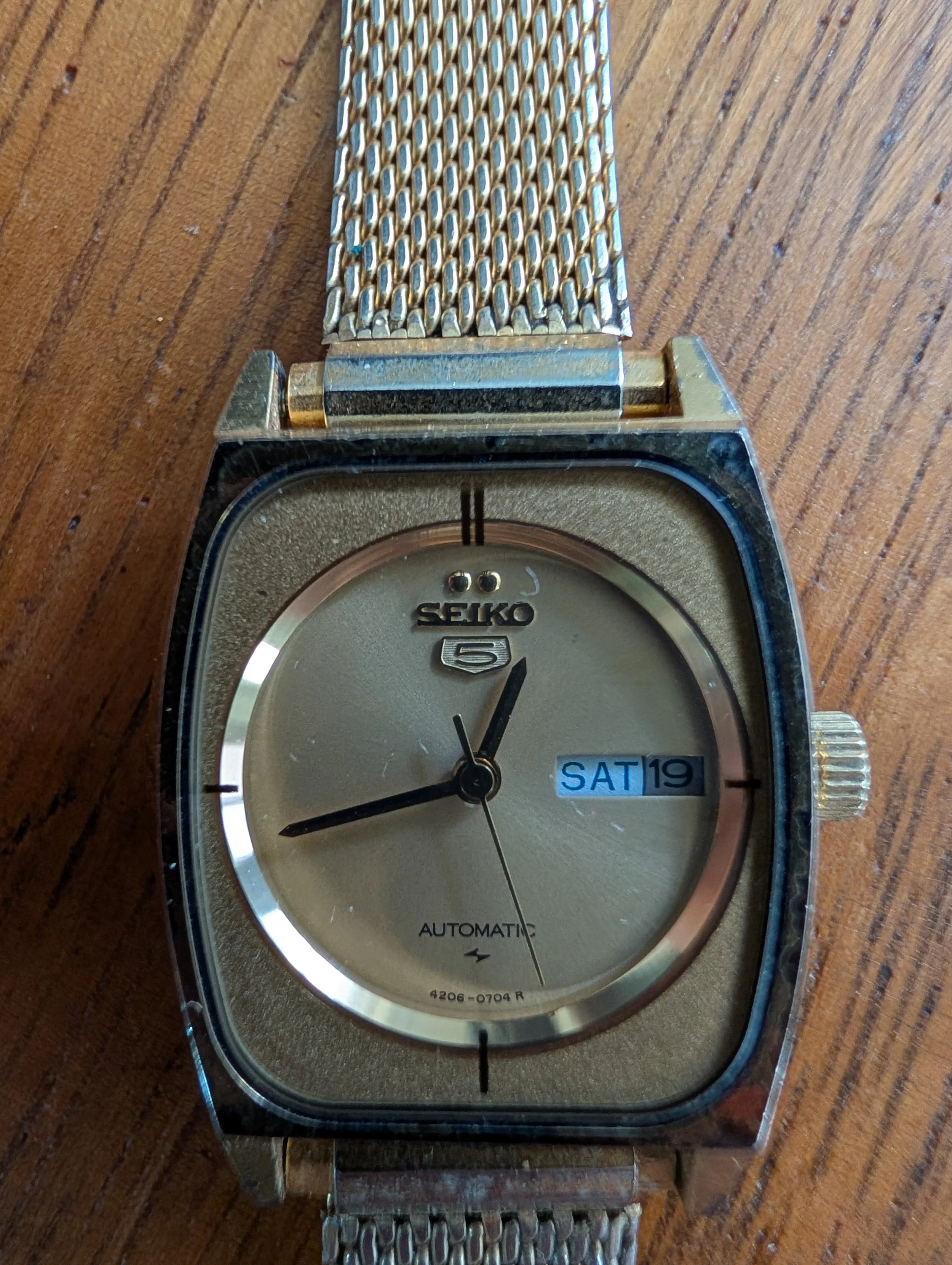 Vintage Seiko 5 Automatic TV Dial | Ref. 4206-0704 | Gold Tone Day Date