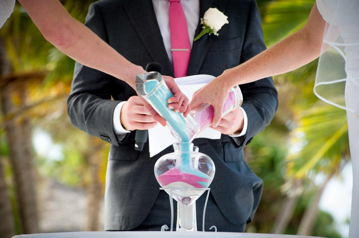 domincan-republic-destination-wedding-jamie-levine-photography-11.jpg