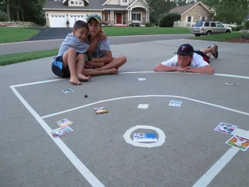Playing pitch-the-penny baseball