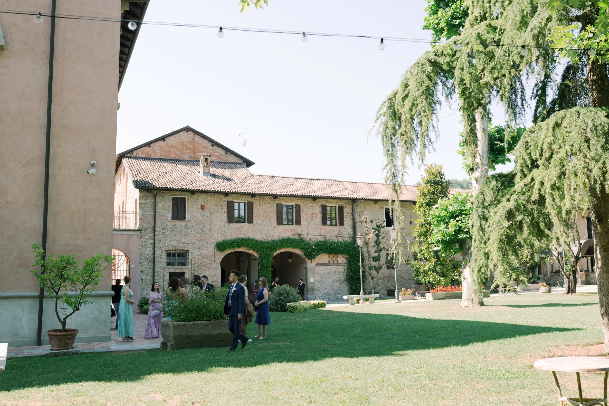italian-wedding-monferrato-castello-montegioco 0032.jpg