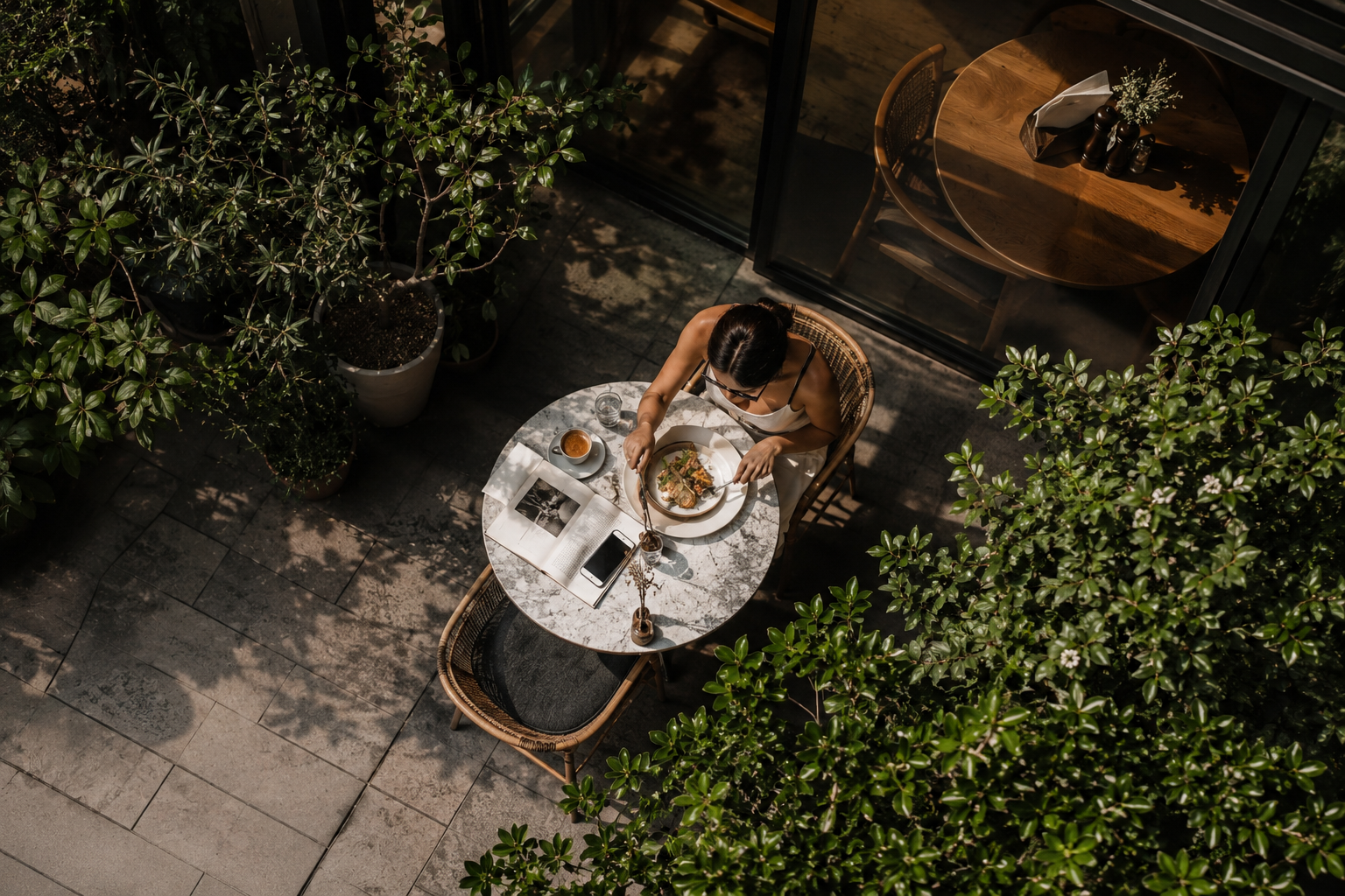 Solo dining.png