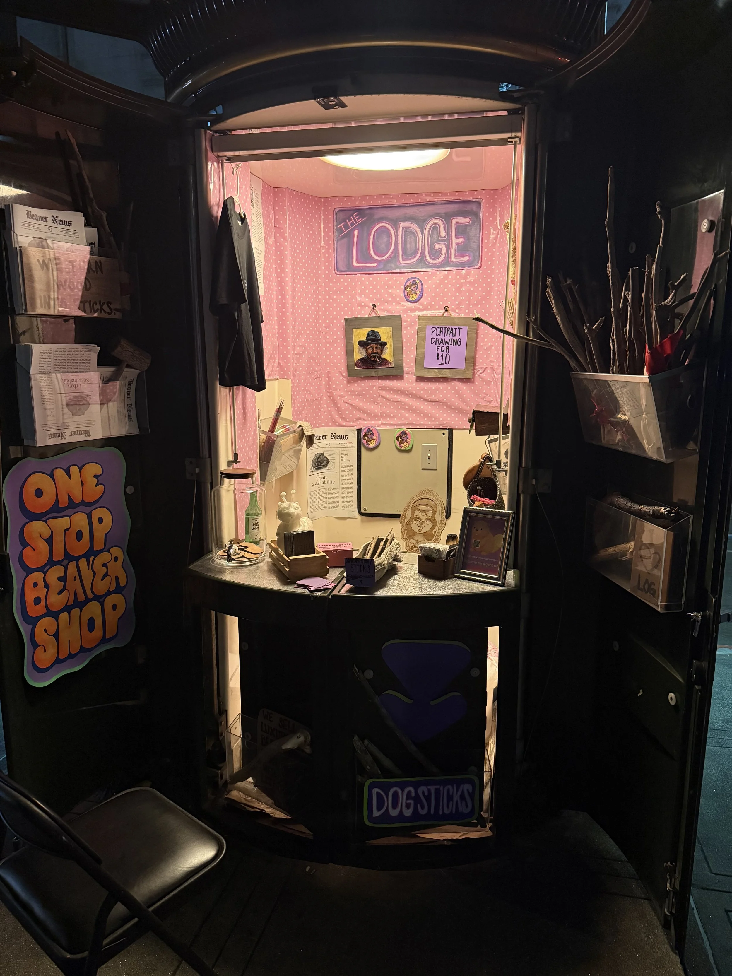 Night Lodge 001.jpg