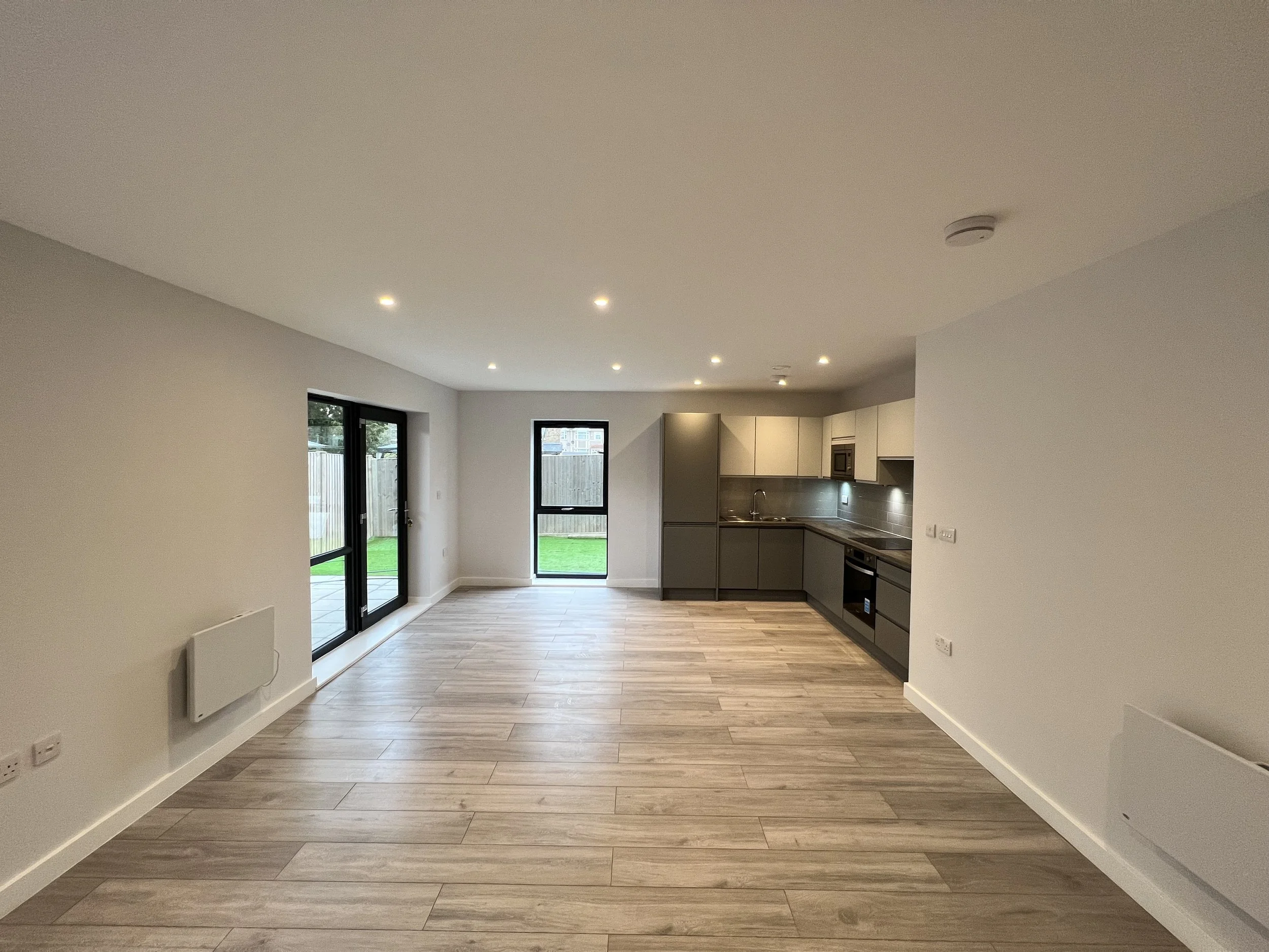 Grainger Close