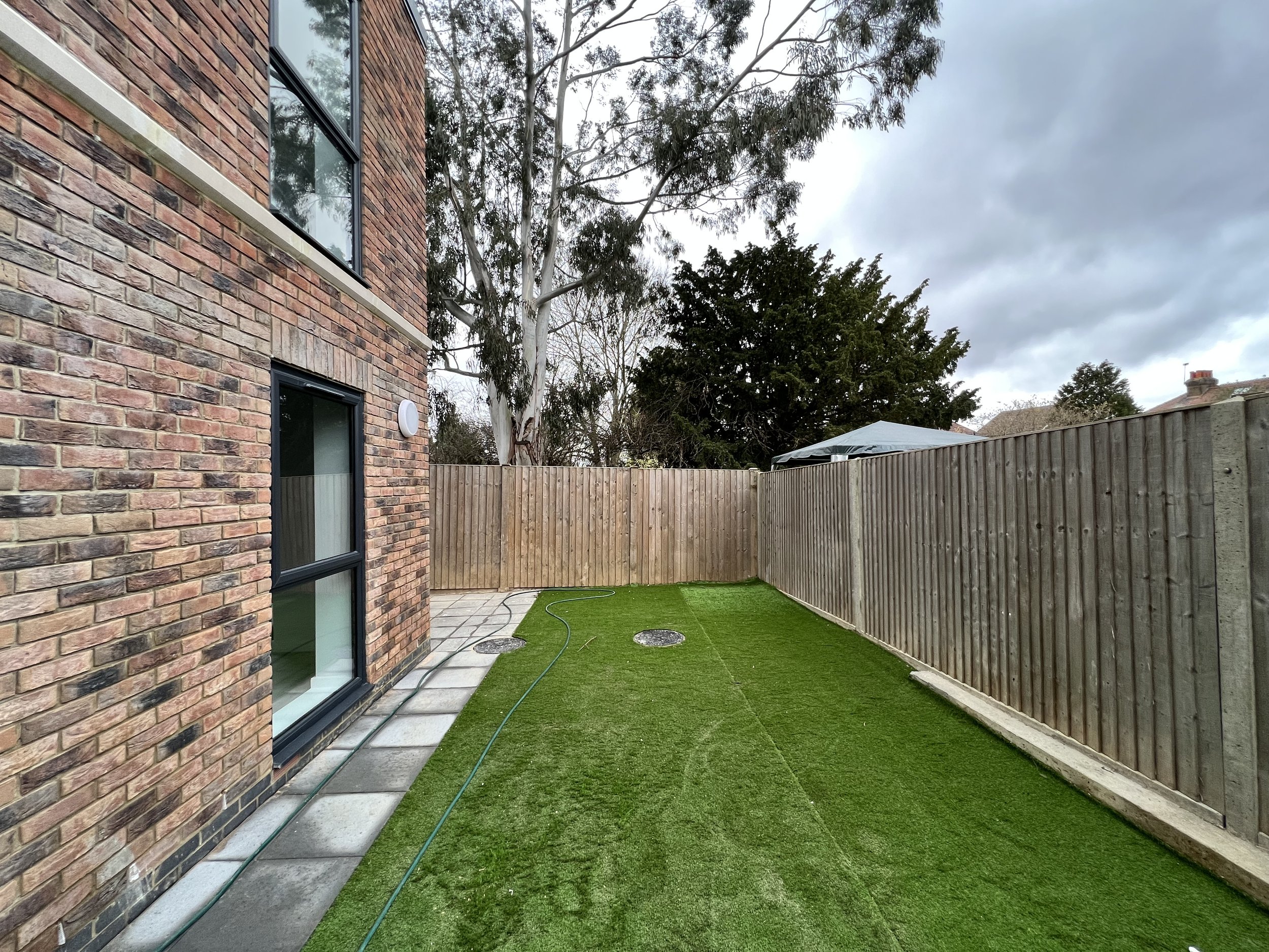 Grainger Close