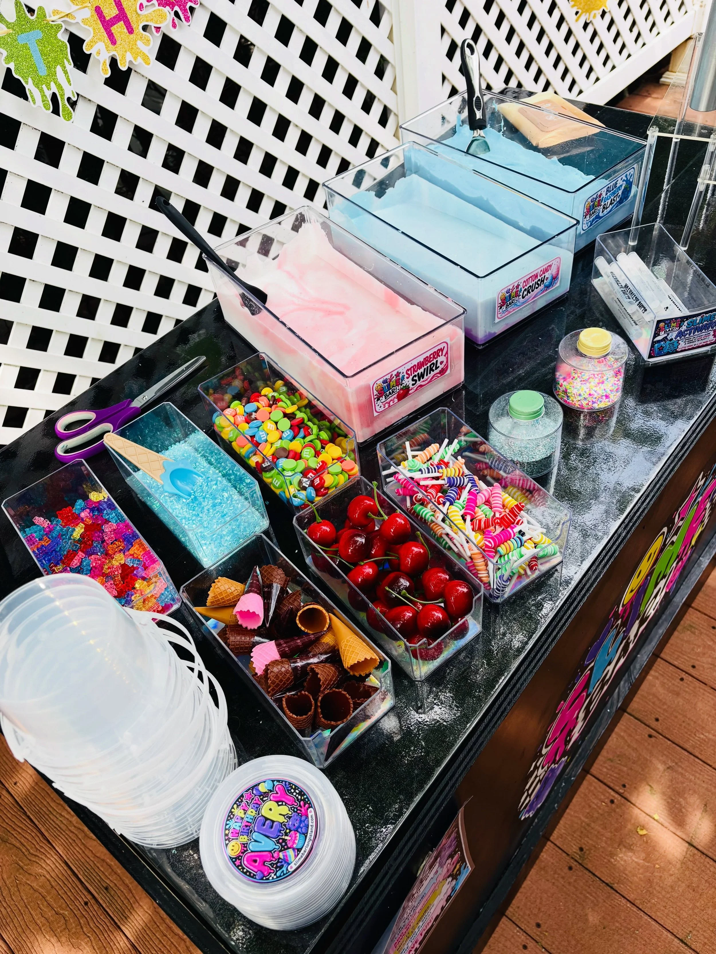 POV you&rsquo;re the first one at the slime bar 👀 

#slime #longislandparties #longislandmoms #longislandparty #nypartyplanner