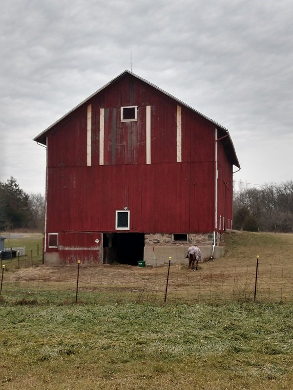 barn big red.jpg