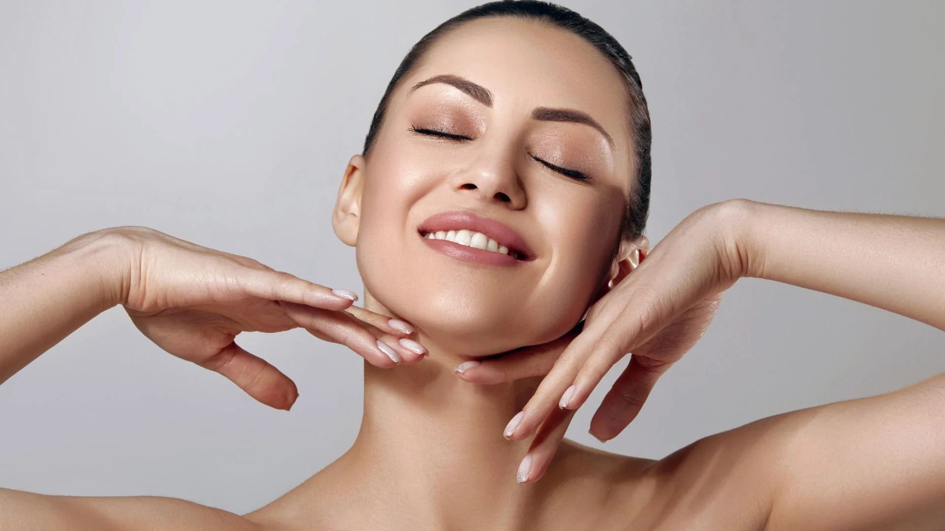 Абонаментни програми за грижа за лице и тяло – Deilux Beauty София