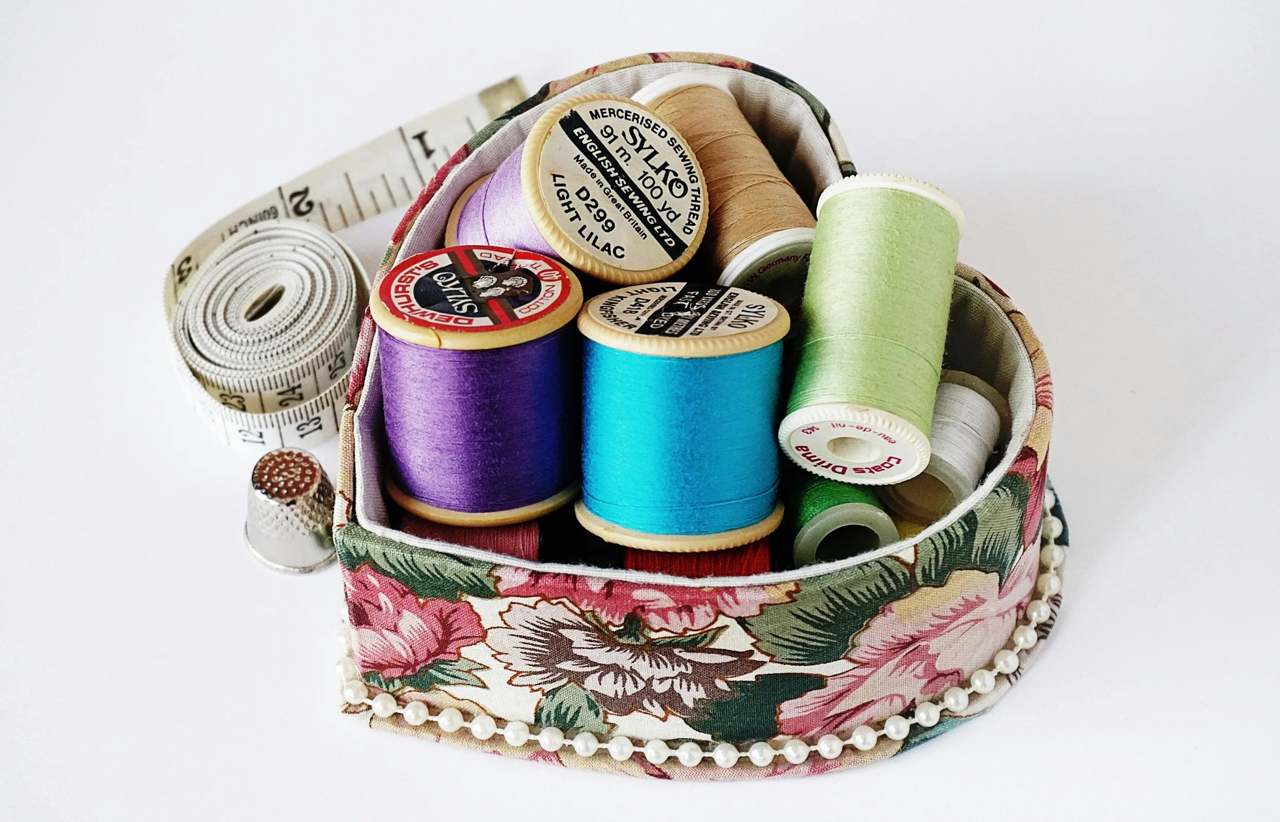 Why Is My Thread Bunching Underneath? A Beginner's Guide to Sewing Machine Bird Nests