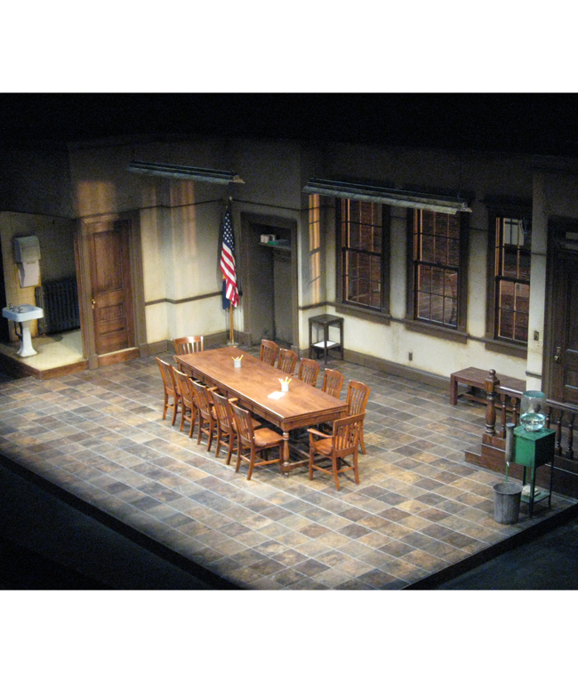 twelve-angry-men-2013-IMG_3615.png