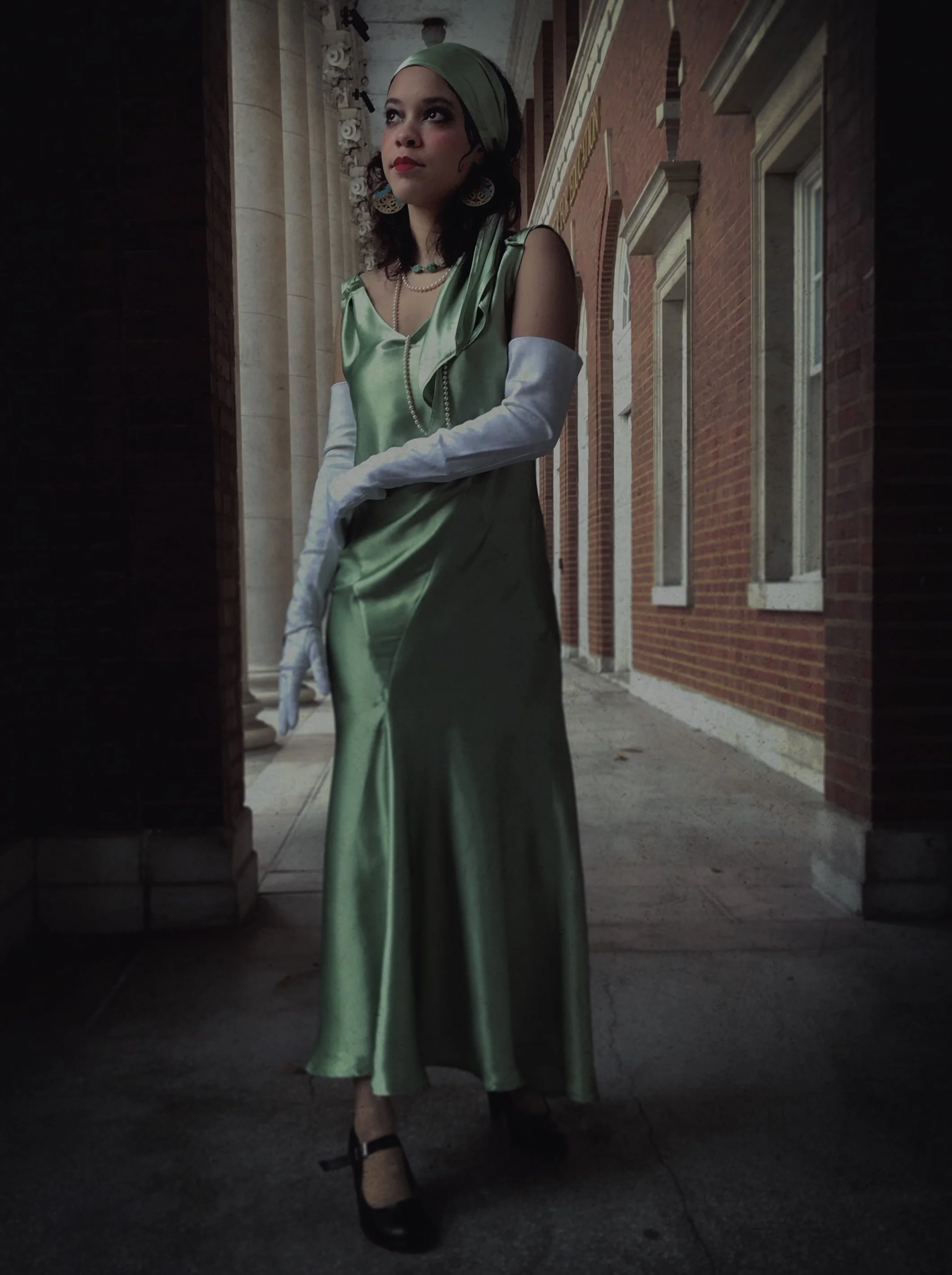 "On The Grapevine", 2021. Modeled by Lilith Claybooks.