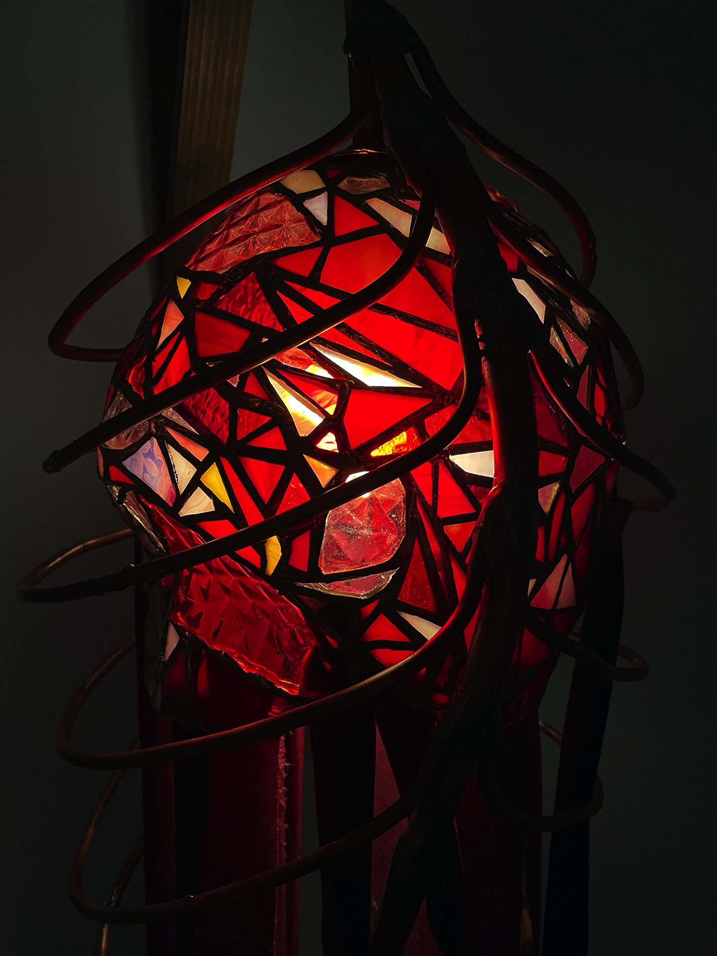 "Cadavera Vero Innumera", 2025. Stained glass, copper, solder, velvet, pine wood, chain, LED lights.