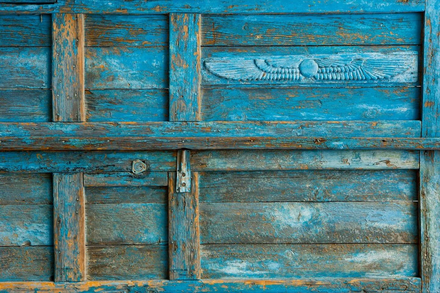 A set of vultures wings for protection. 
.
.
.
.
.
.
.
.
.
.
.
.
.
.
.
.
.
.
.
.
.
#design #blue #doors #prints #egypt #egyptian #vultures #vulture #beauty #greatdesign #architecture #carvings #amulets #safety #goodomens #goodvines #nile #thebluenile