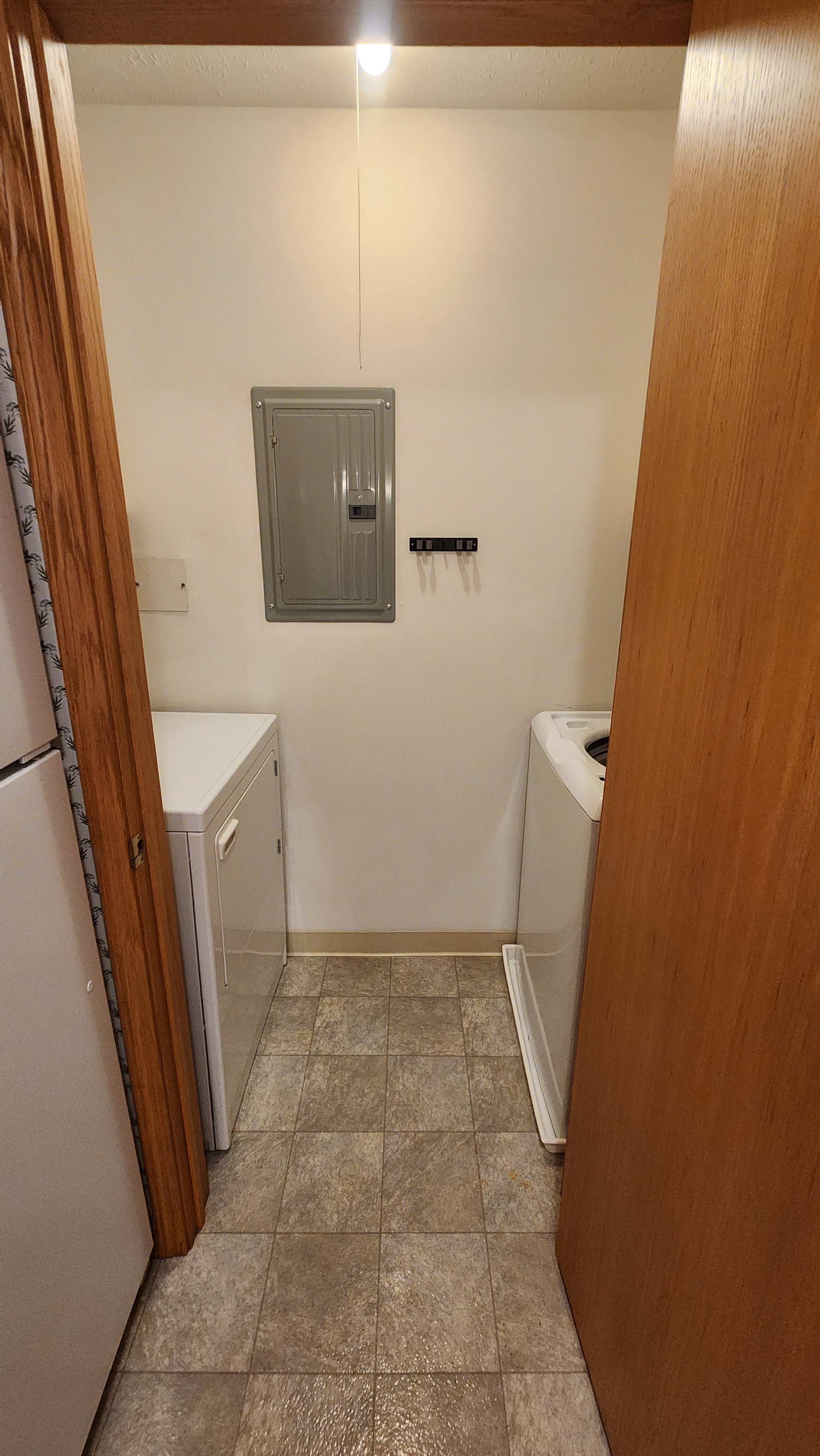 Oak C Washer/Dryer.jpg
