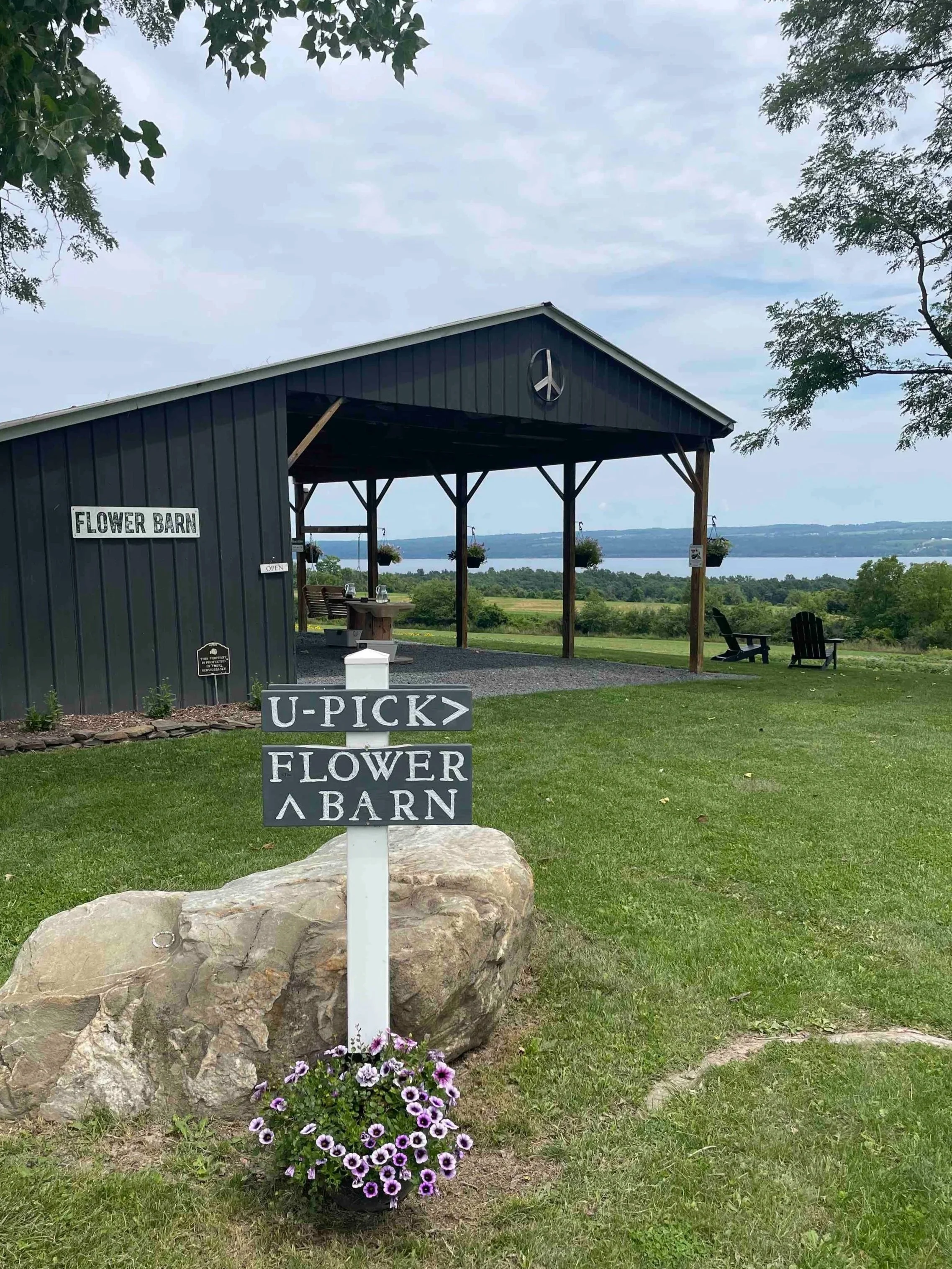 LaBarrFarm_FlowerBarn.jpg