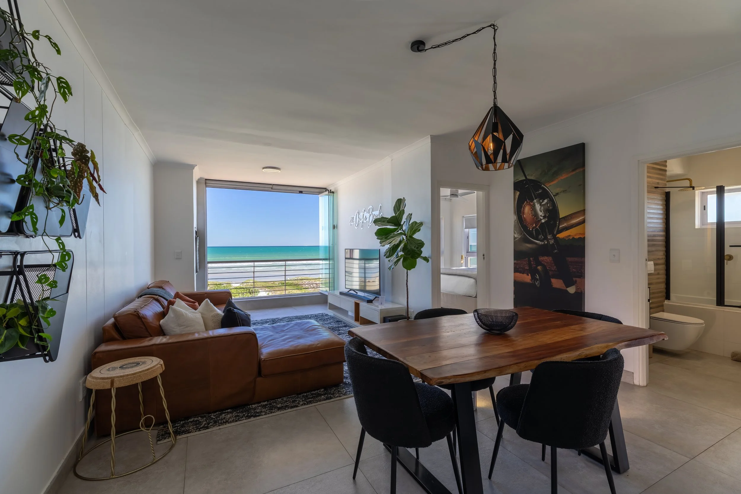 Tideline No. 202, Cape Town