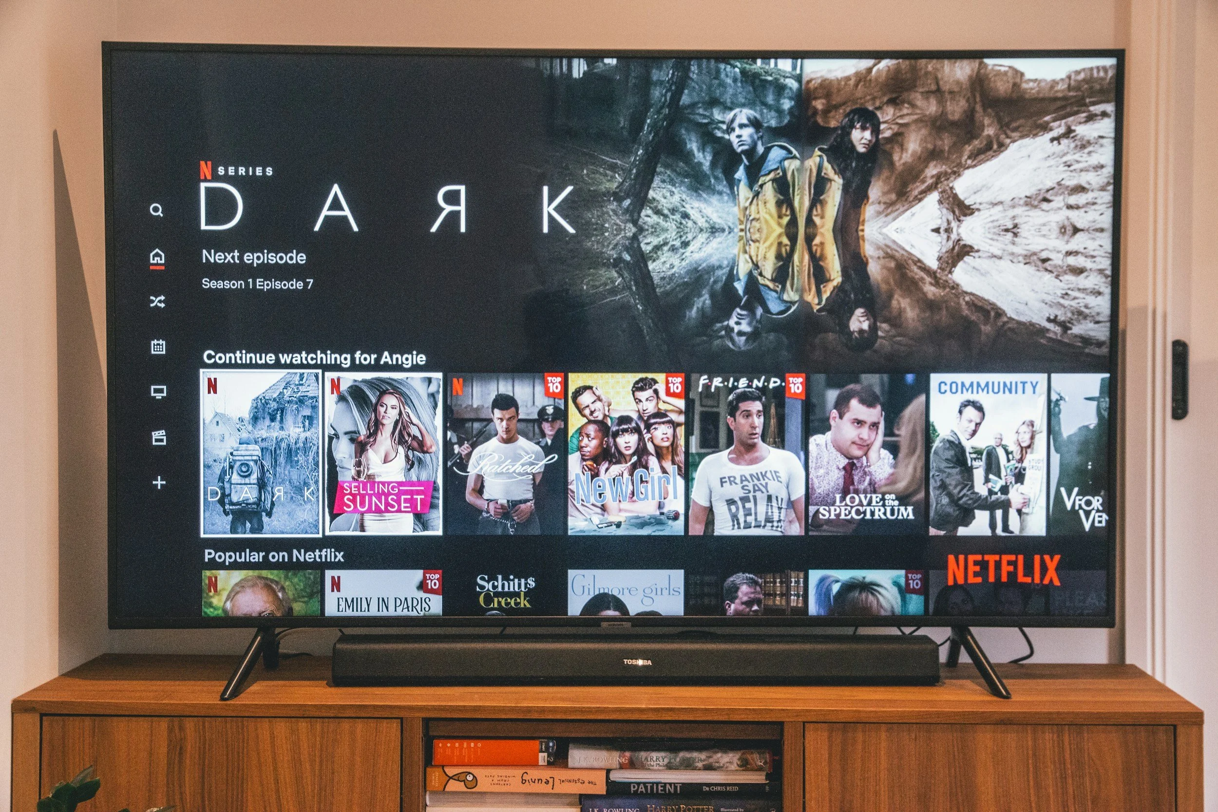 Smart TV with Streaming Services