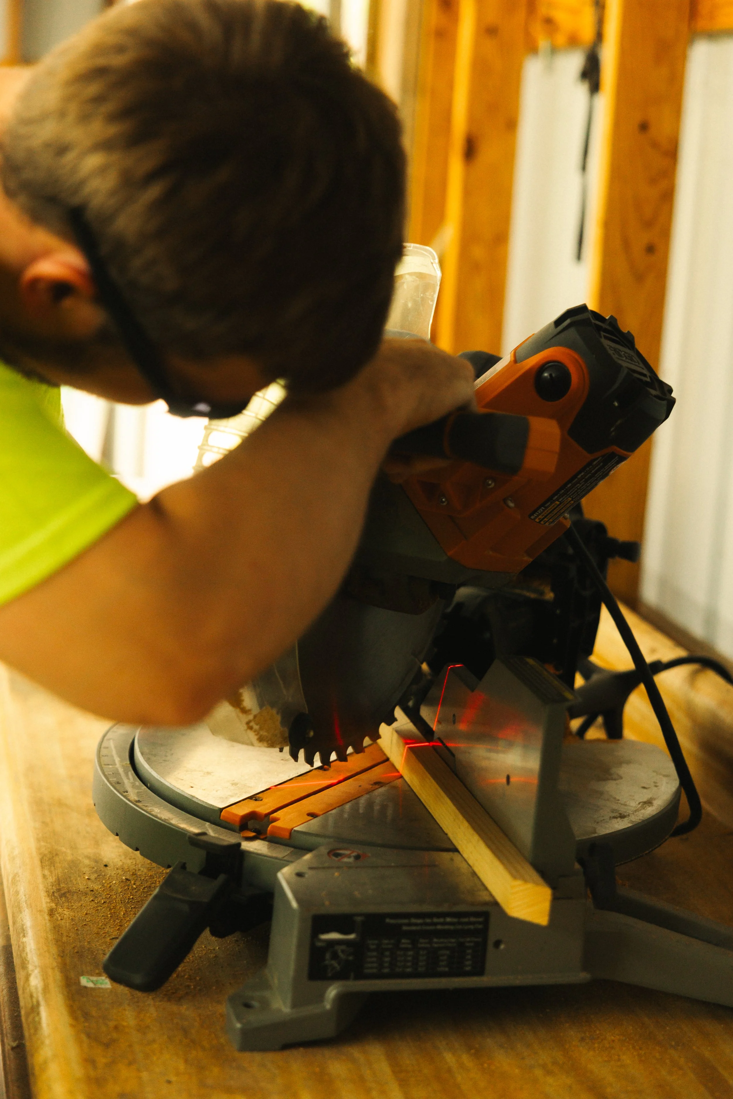 TOUGHERTHANNAILS-WOOD-CO-MISSOURI-BASED-SMALL-CARPENTRY-FAITH-BUSINESS-ST.LOUIS-MO-TRAVELING-14.jpg