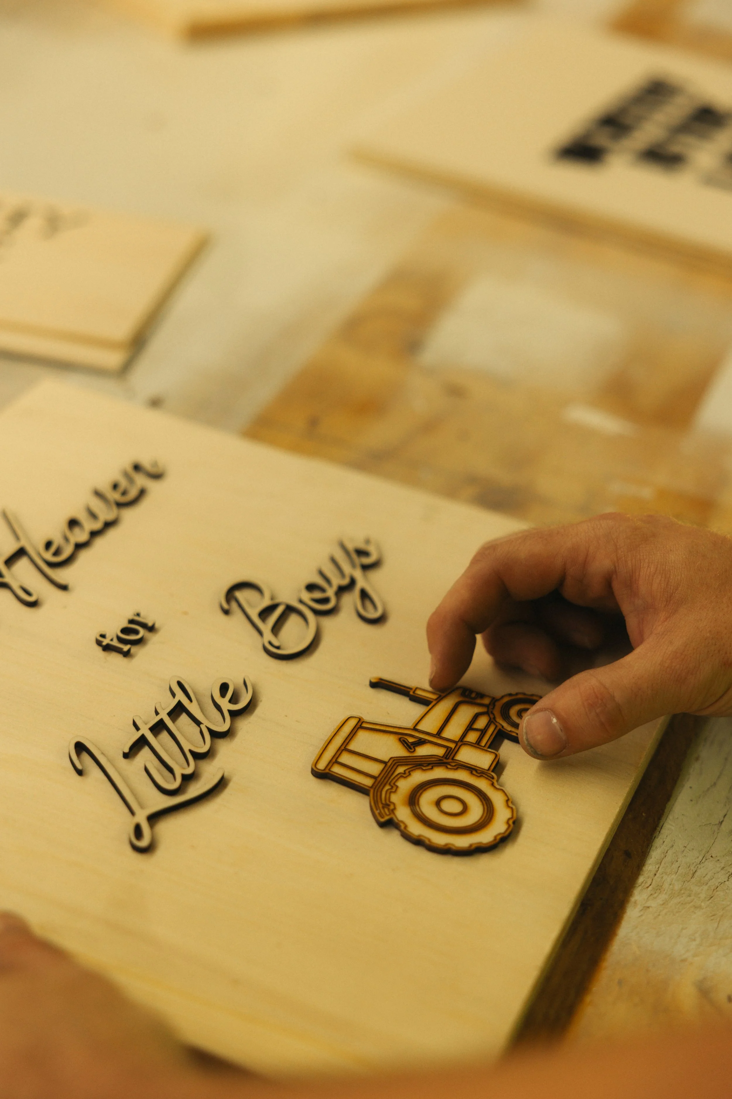 TOUGHERTHANNAILS-WOOD-CO-MISSOURI-BASED-SMALL-CARPENTRY-FAITH-BUSINESS-ST.LOUIS-MO-TRAVELING-16.jpg