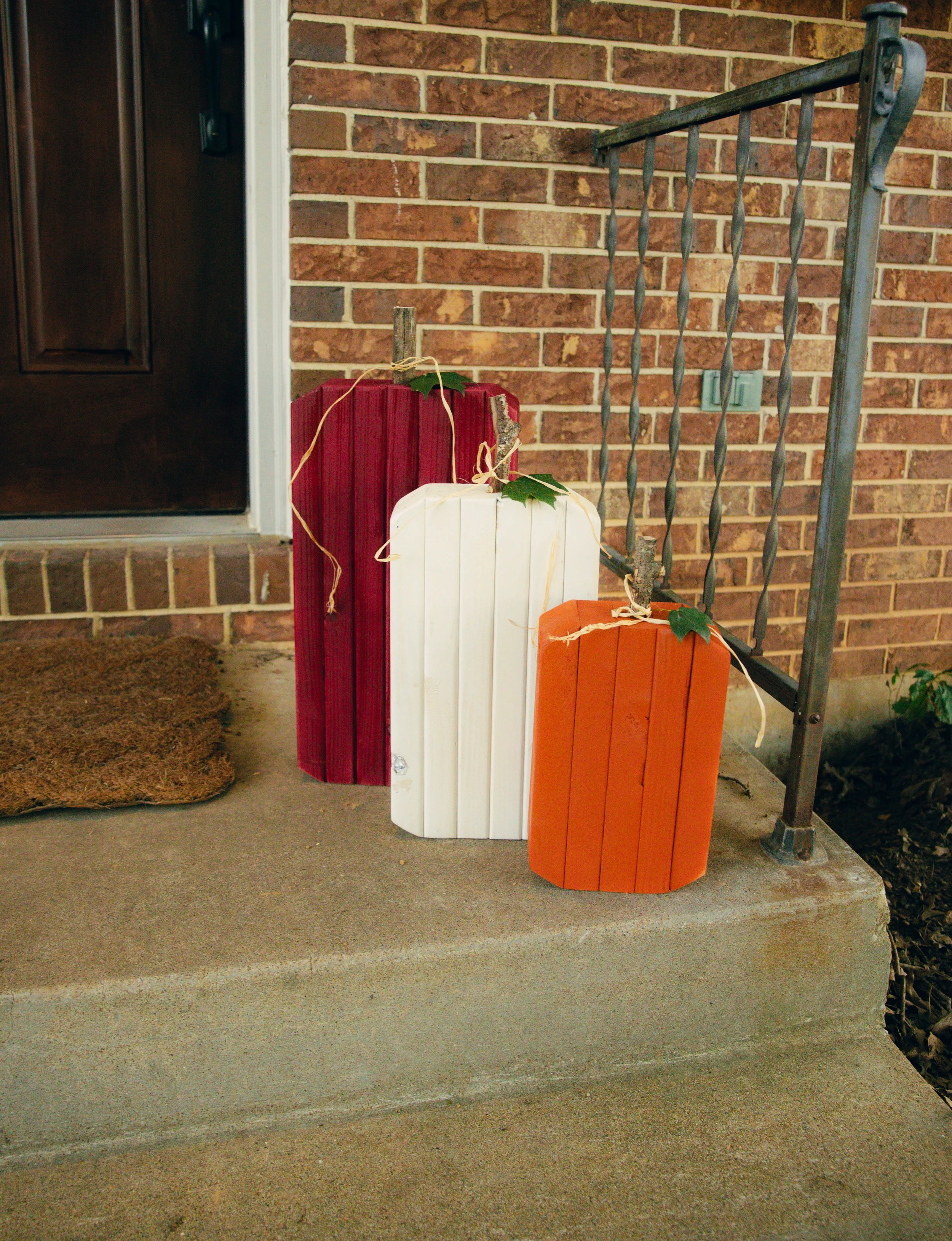 PREORDER PORCH PUMPKINS (SET OF 3)