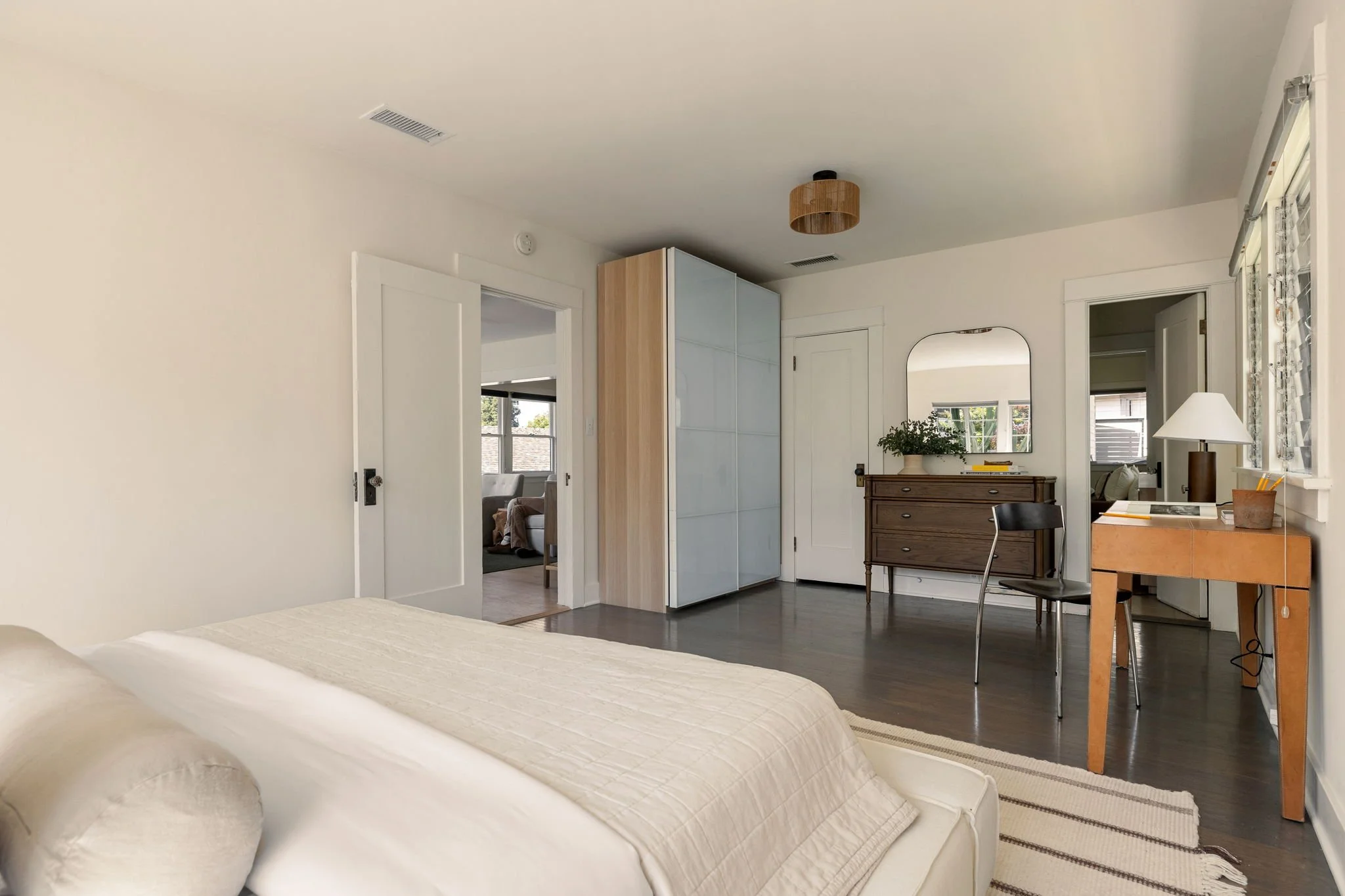 21-web-or-mls-708 N Ave 53-21.jpg