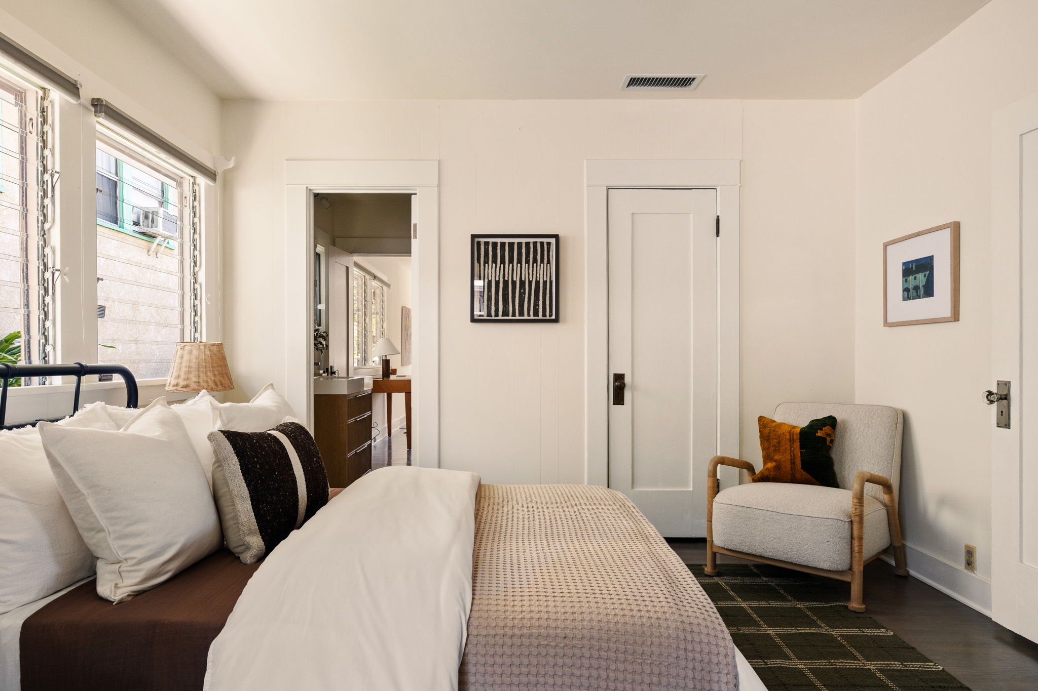 25-web-or-mls-708 N Ave 53-25.jpg