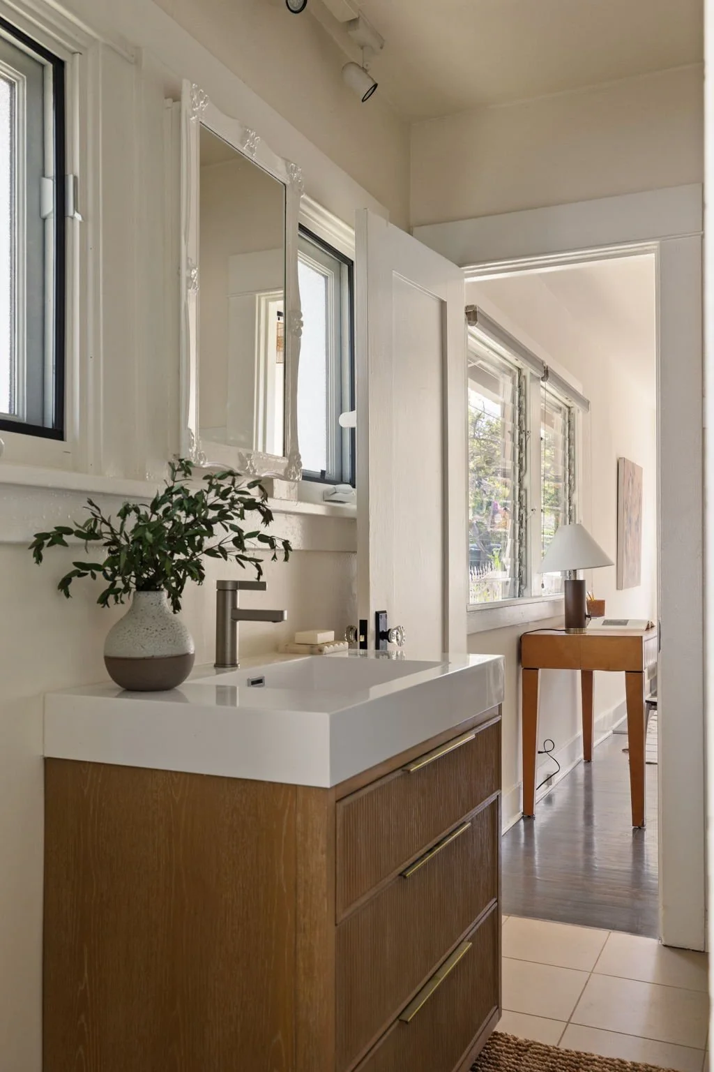40-web-or-mls-708 N Ave 53-40.jpg