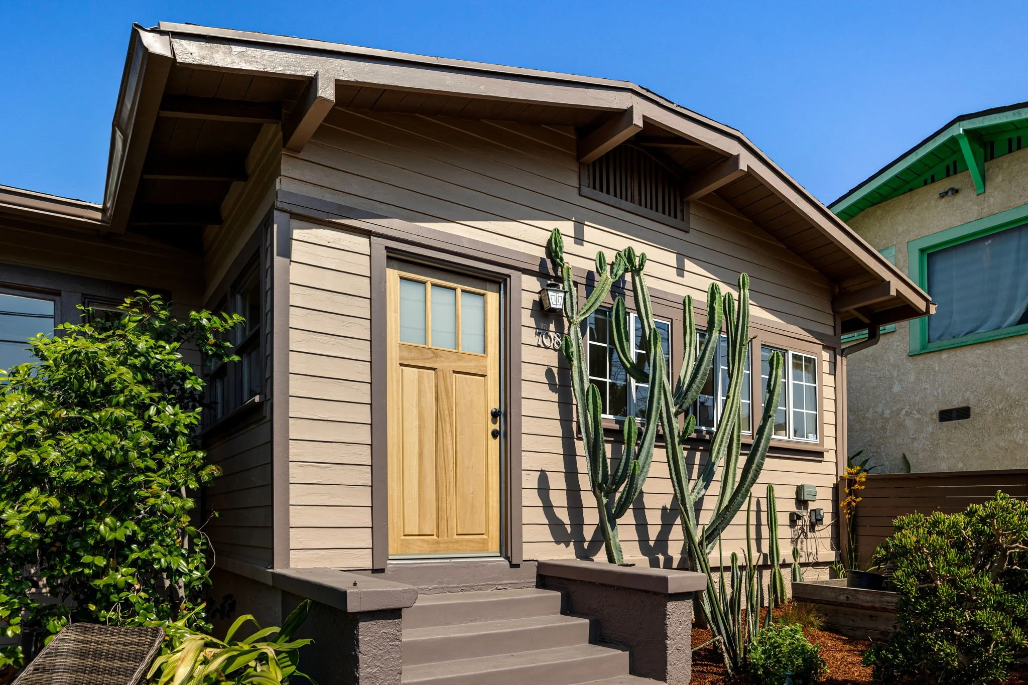 1-web-or-mls-708 N Ave 53-2.jpg