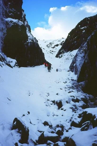  The group, heading for the basin 05/10/2002 