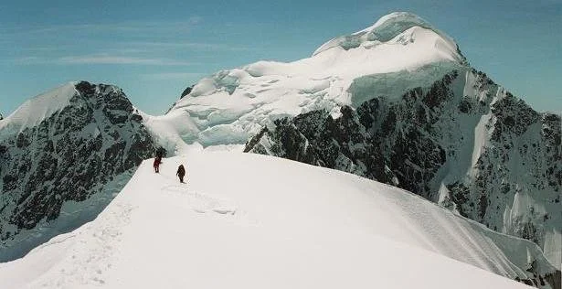 Hochstetter Dome Low Peak with Elie de Beaumont and Mt Walter behind