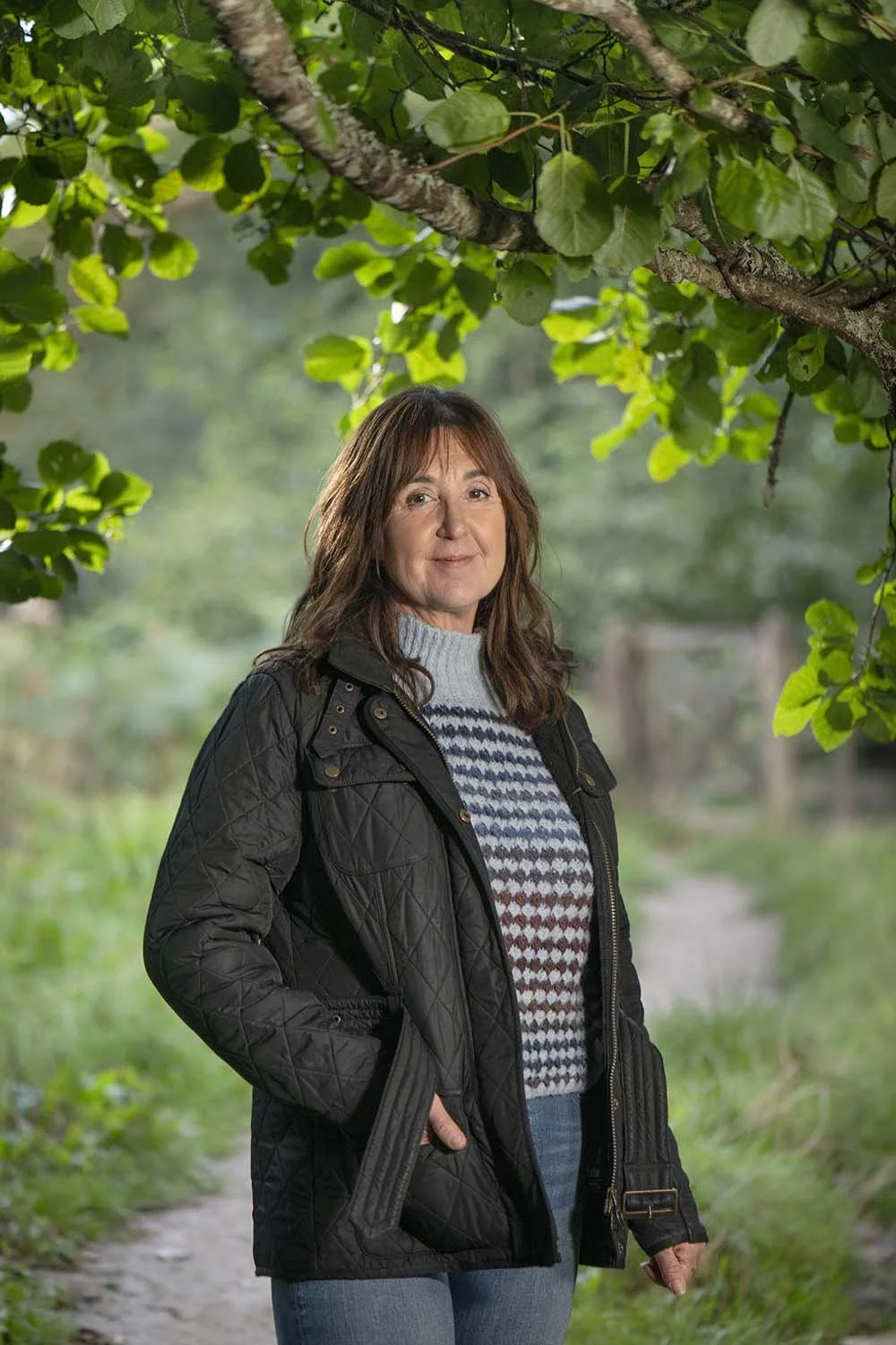 Amanda Orchard Theraphy Cornwall - Profile Picture in woods