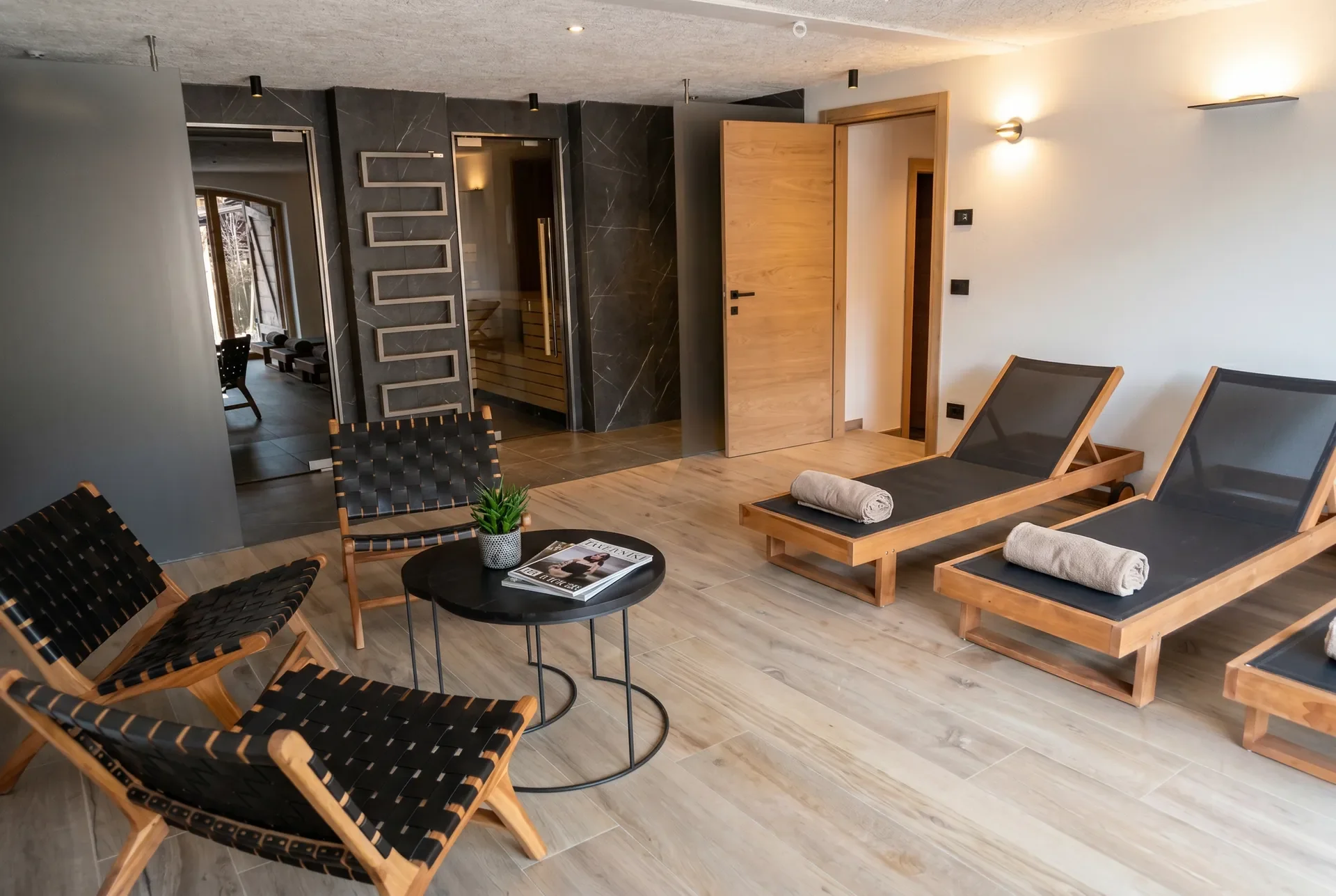 Zona wellness con accesso sauna e bagno turco Chalet Gufo