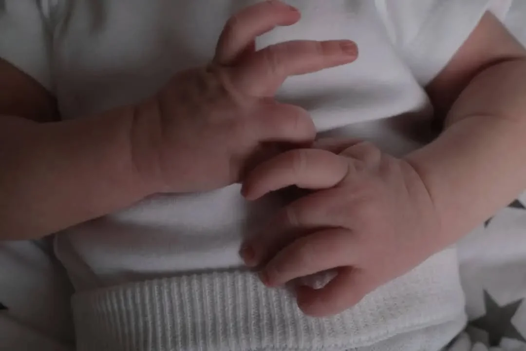 Little fingers 🥺

#newbornphotography #chelmsfordphotographer #cinematicphotography #photography #newborn