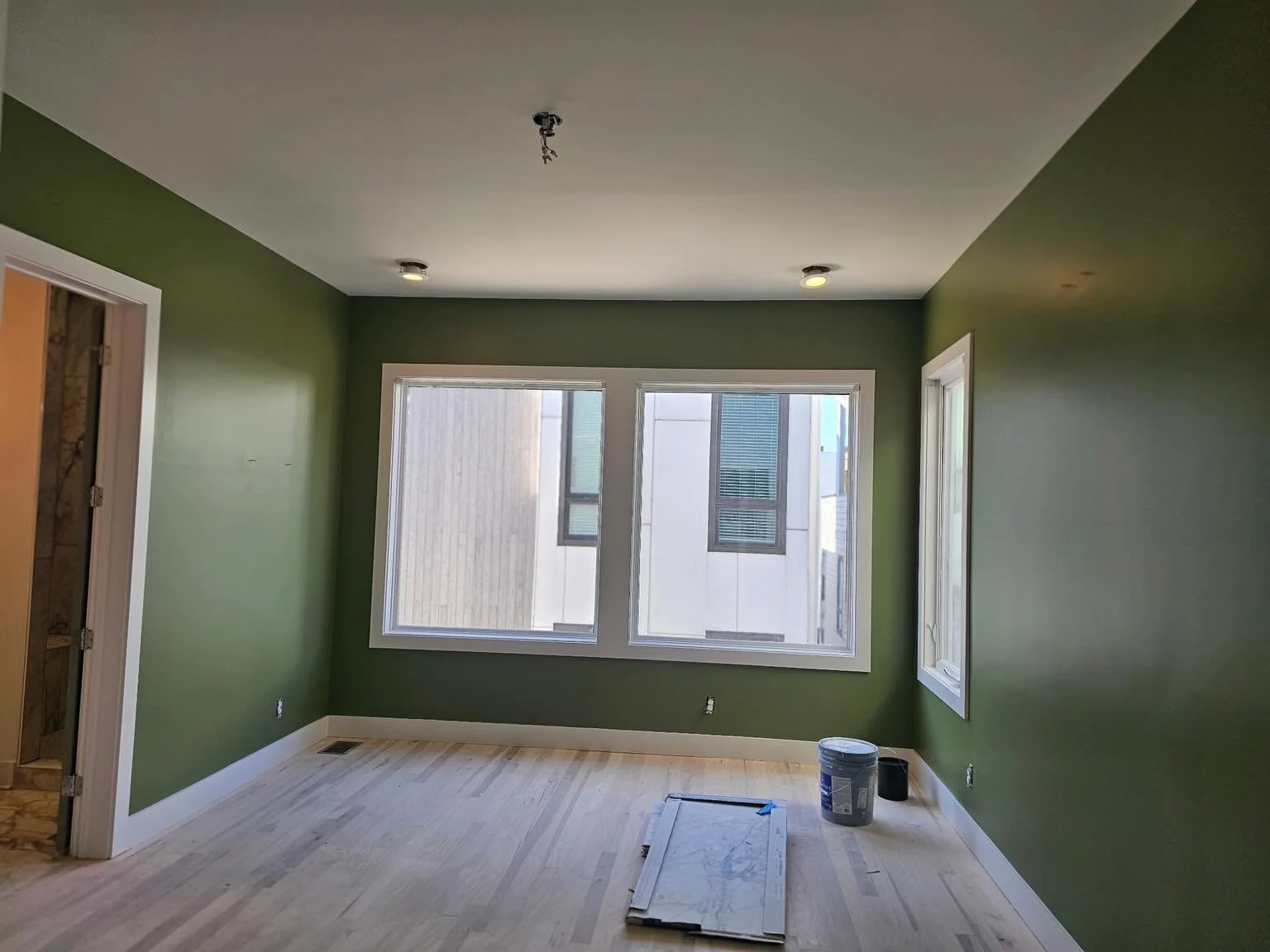 Another beautiful interior transformation by OH Painting Solutions!

This stunning olive green brings life, warmth, and personality to every corner of this room. Clean lines, smooth finish, and perfect color coverage &mdash; that&rsquo;s the OH diffe