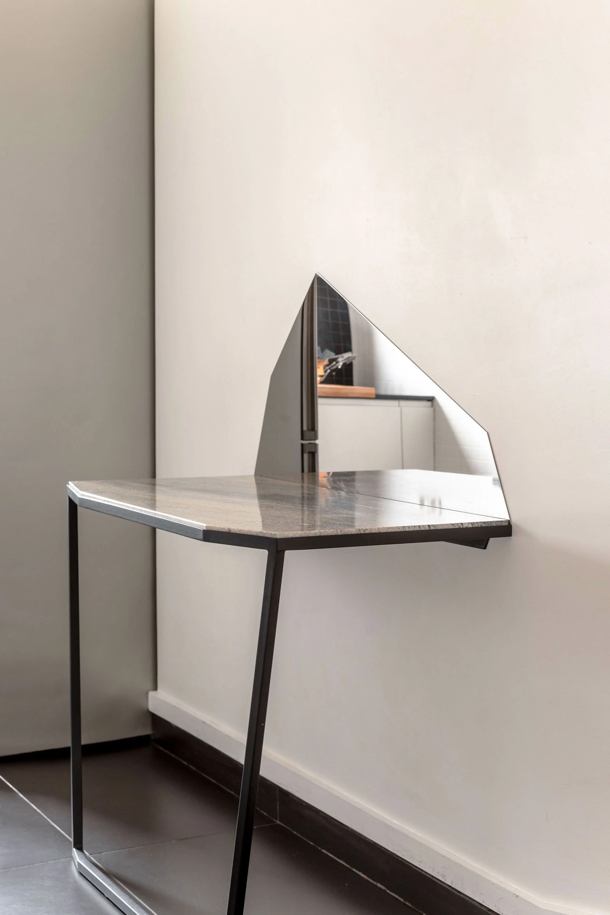 MAXIME BELLAUNAY - FOCAL - Console - 2020 (1).jpg