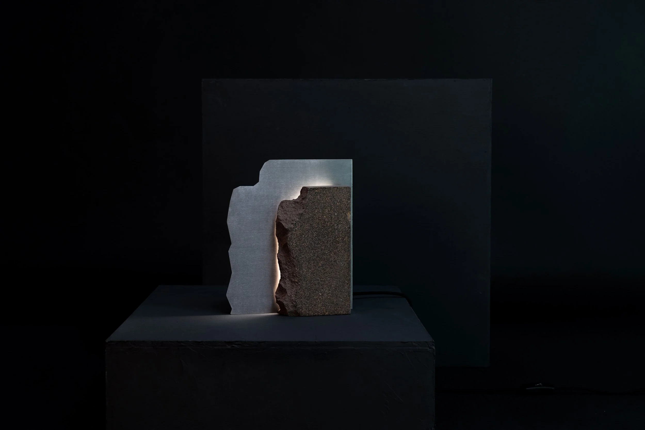MAXIME BELLAUNAY - HORIZON _volvic - Luminaire - 2019.jpg