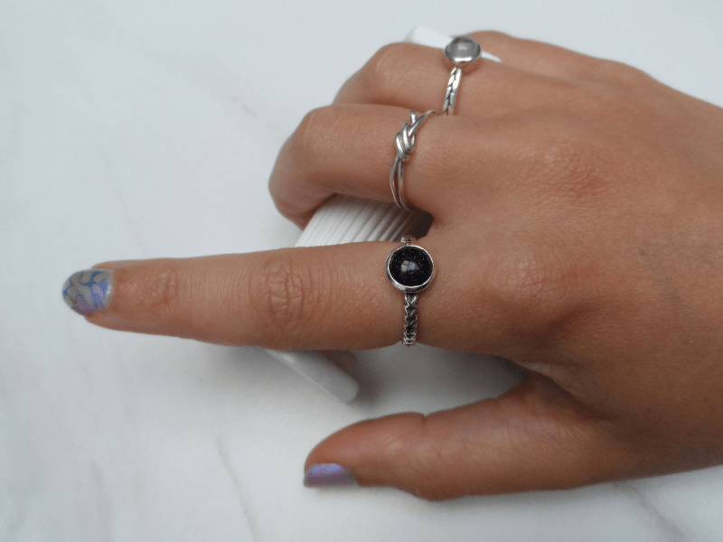 Nyx ring worn 2.png
