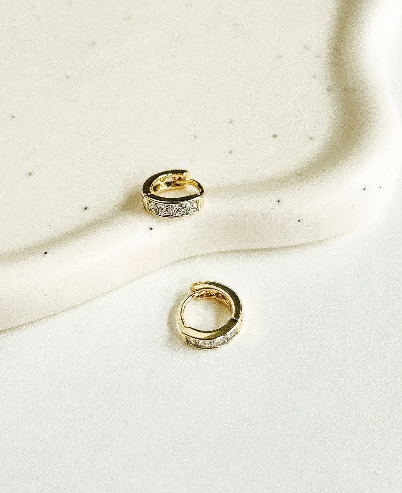 CZ Cartilage Huggie