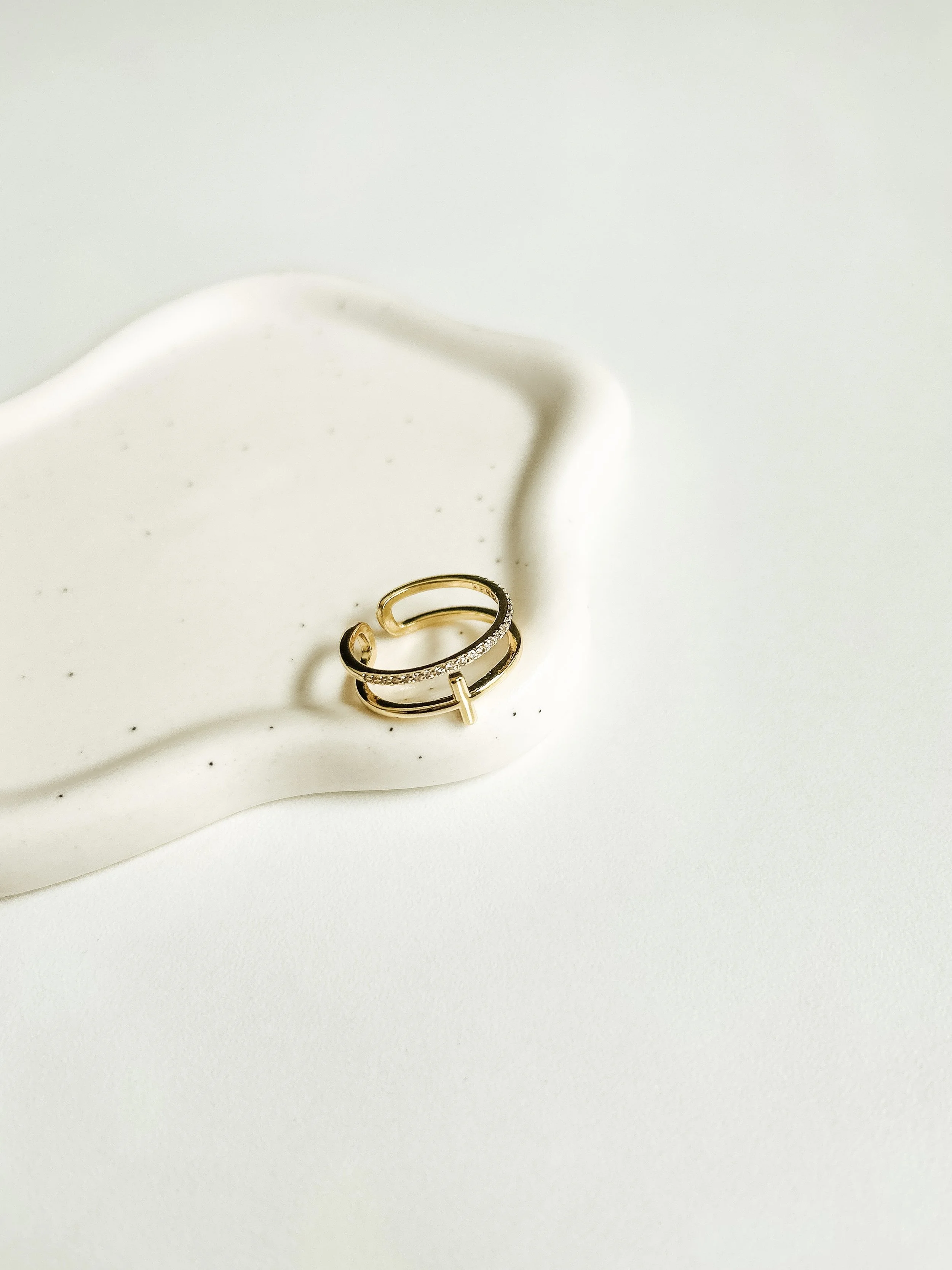 Cross Band Ring